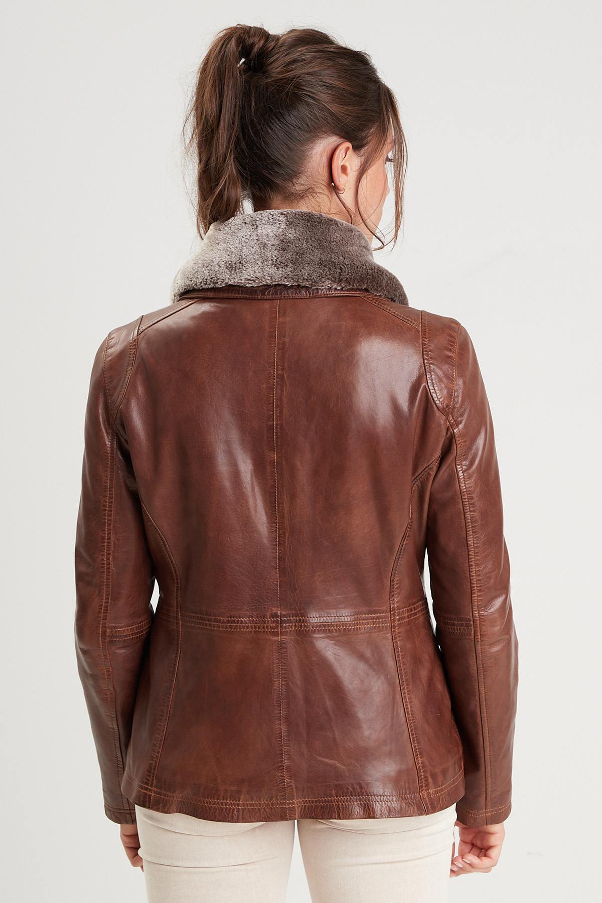 Leather jacket with stand-up collar and removable fur in bison color - Image n°3