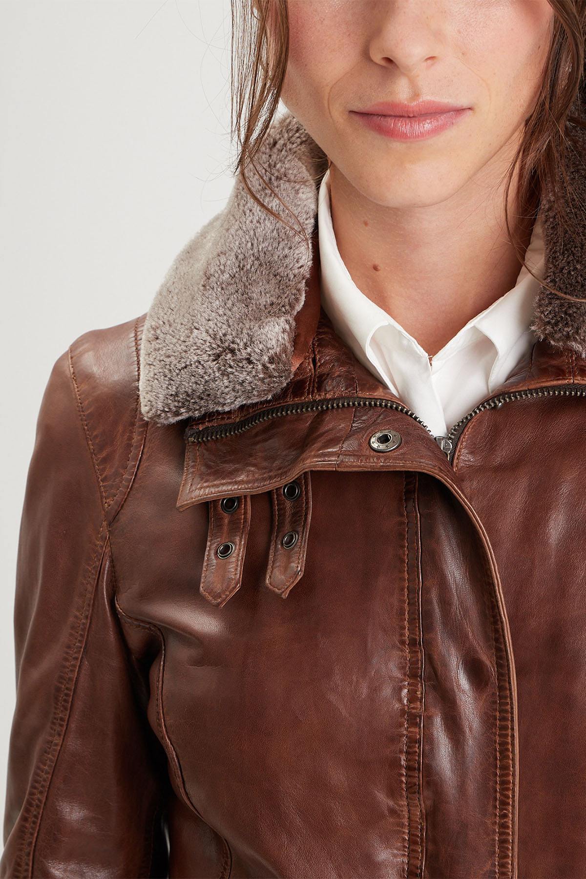 Leather jacket with stand-up collar and removable fur in bison color - Image n°2