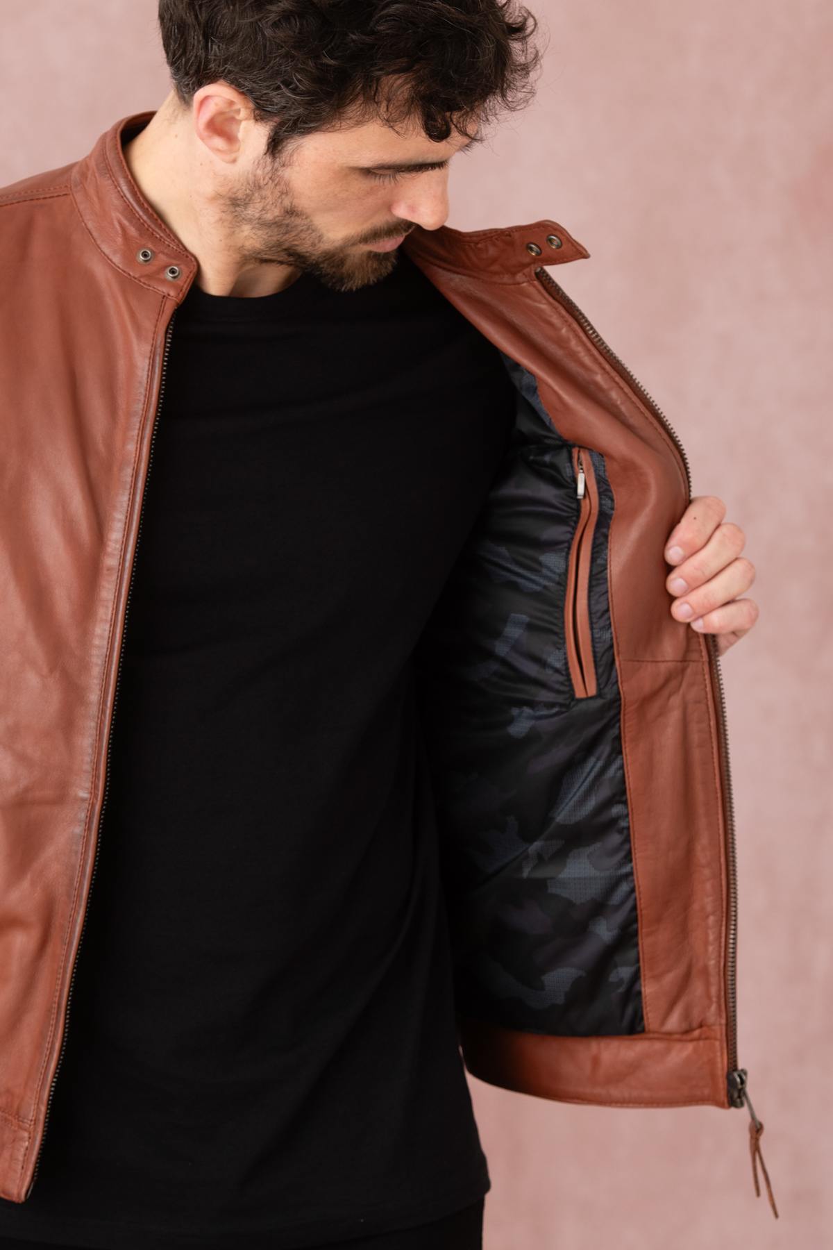 Cognac-colored leather jacket with biker collar - Image n°8