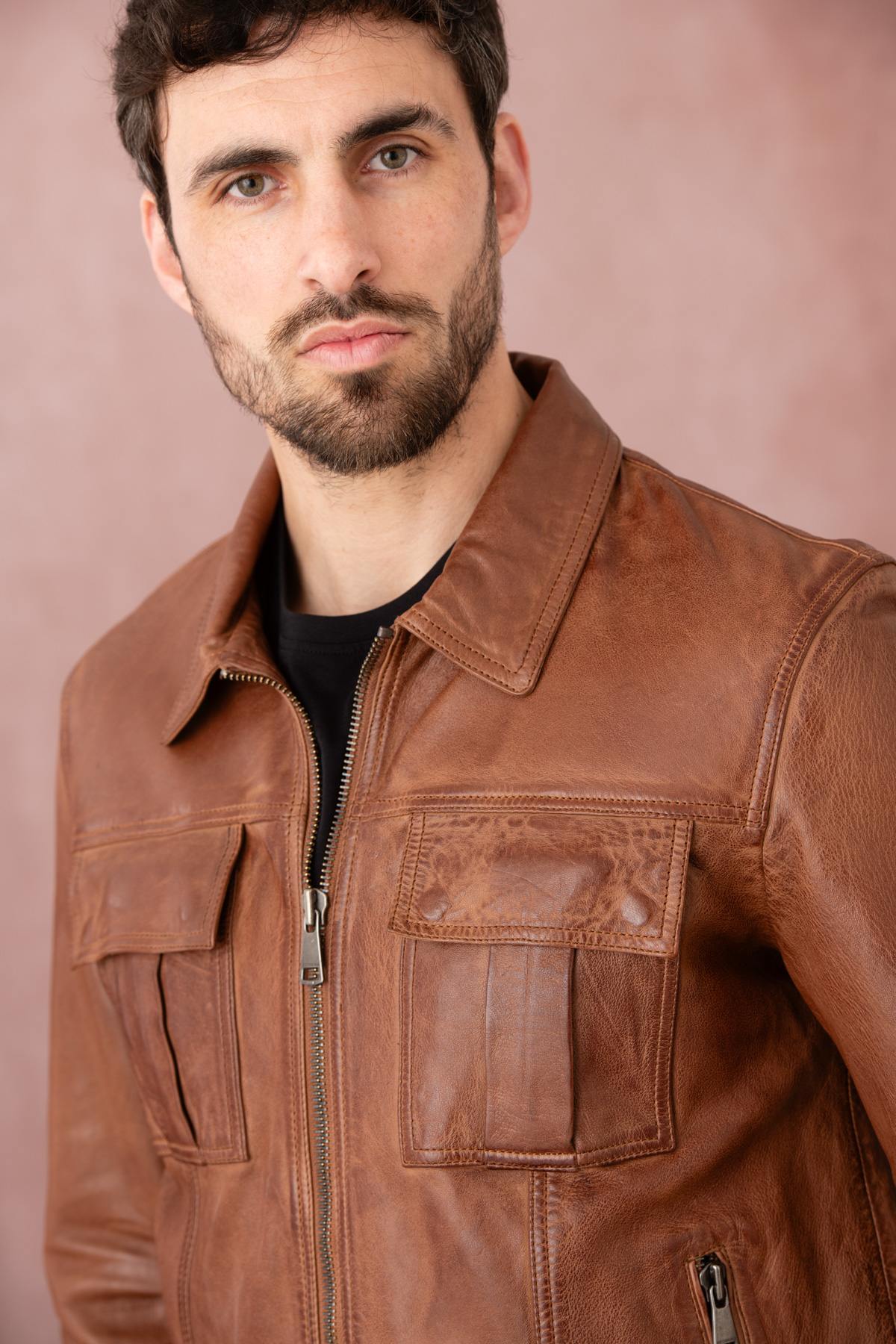 Leather jacket with shirt collar and chest pockets - Image n°2