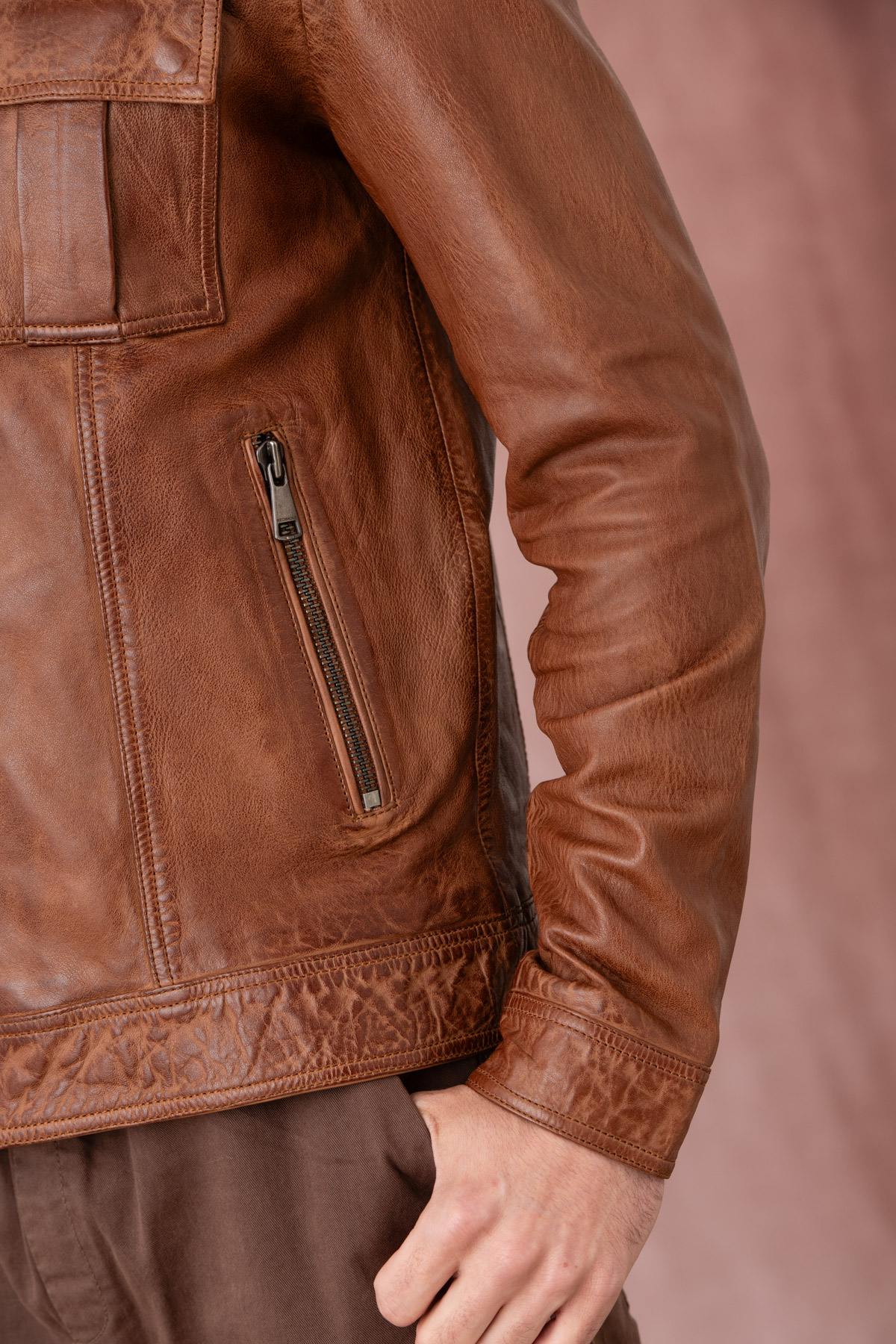 Leather jacket with shirt collar and chest pockets - Image n°7