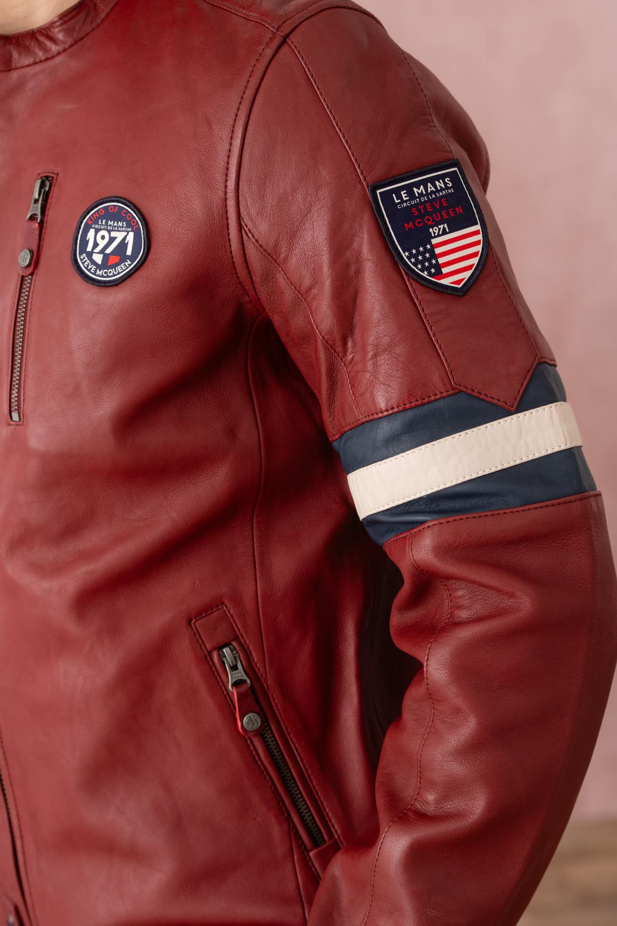 Dark red racing style leather jacket for Men - Image n°2