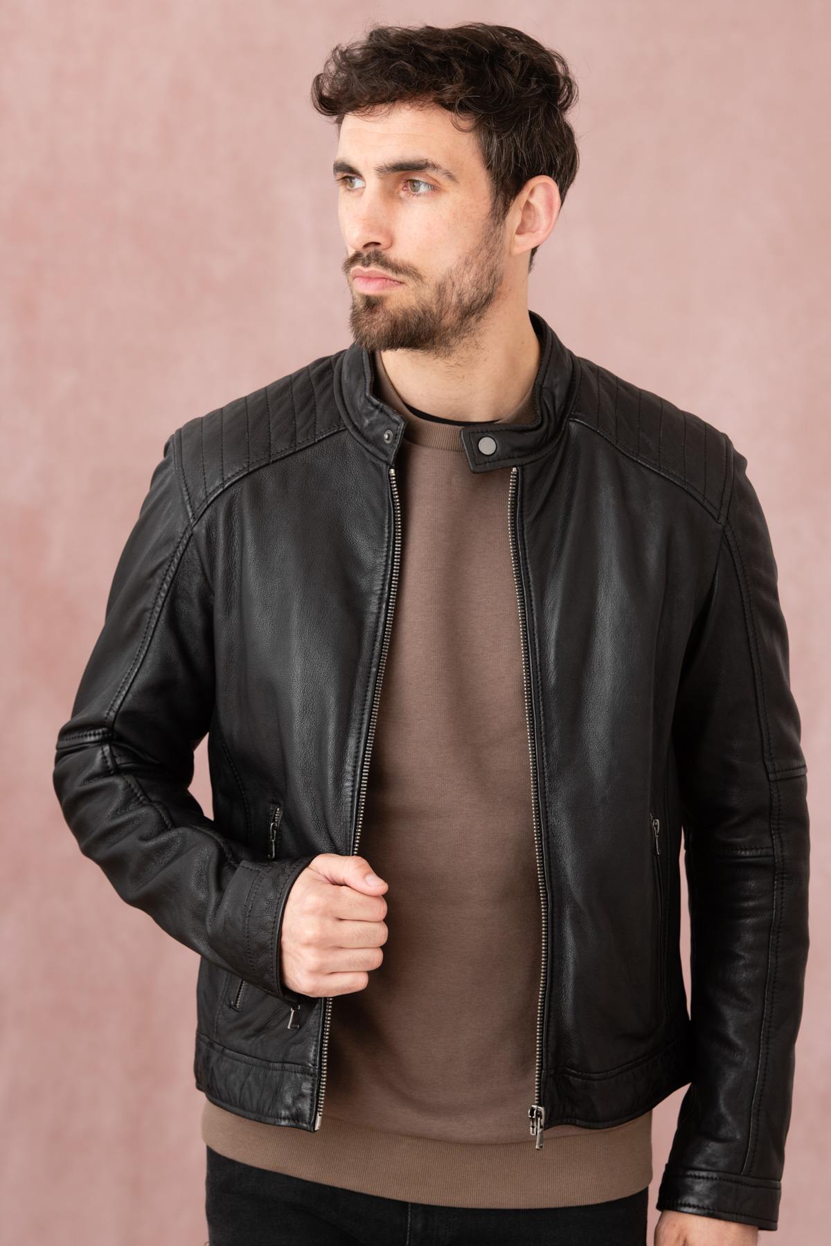 Black leather jacket for men - Image n°1