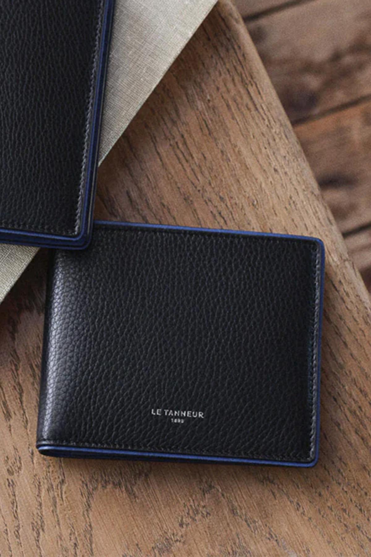 Augustin horizontal wallet in black grained leather - Image n°1