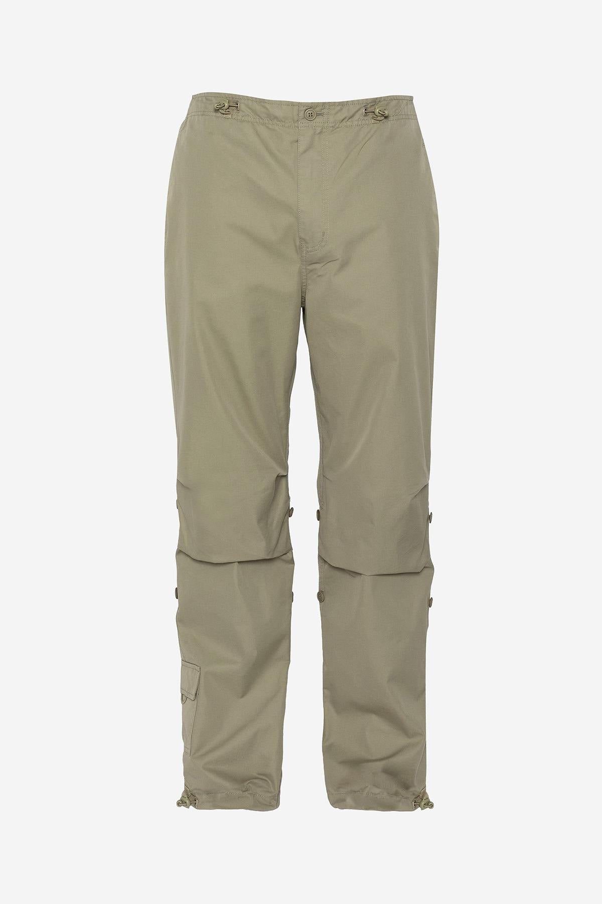 Army pants convertible into wise khaki cropped pants - Image n°4