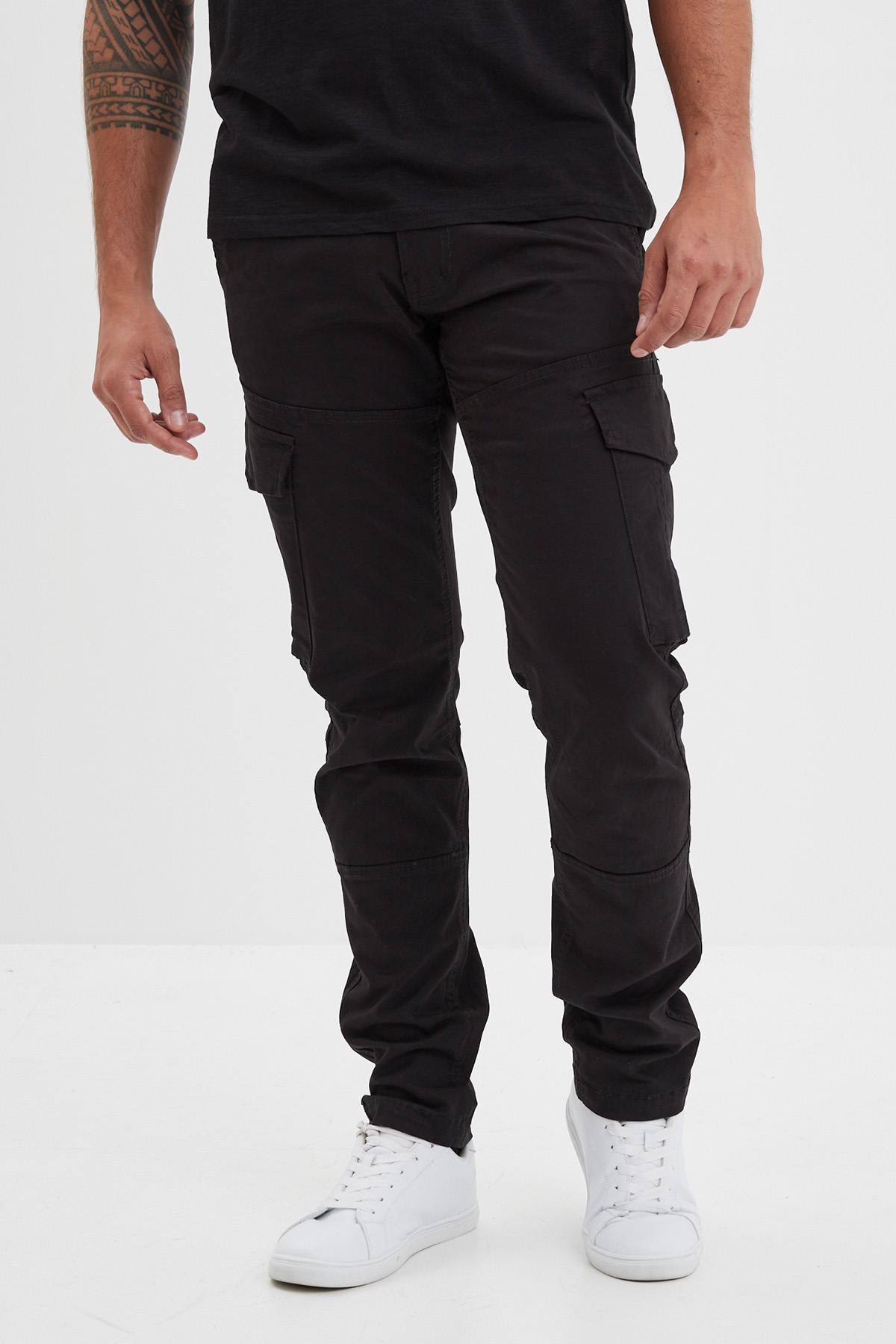 Black cotton cargo pants - Image n°1