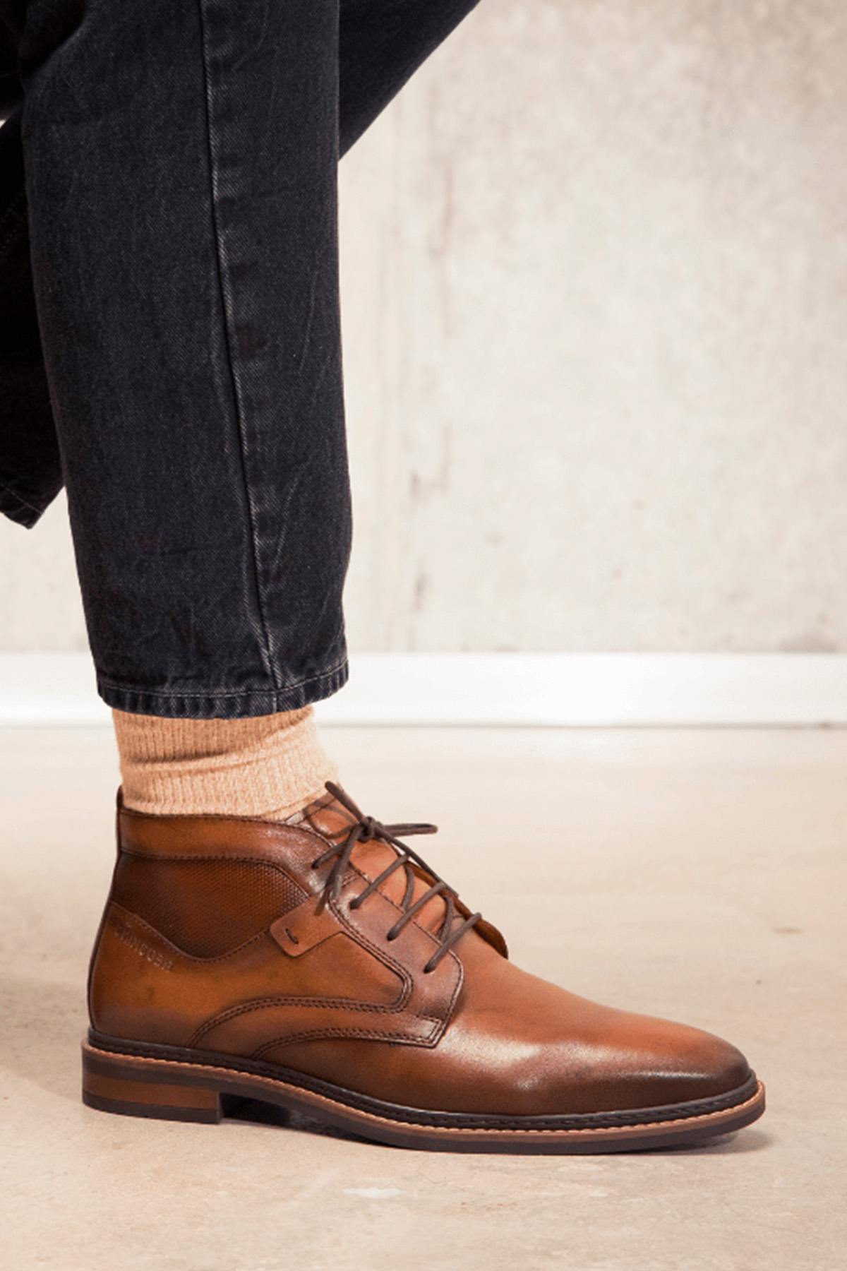 Cognac leather mid-cut shoes - Image n°1