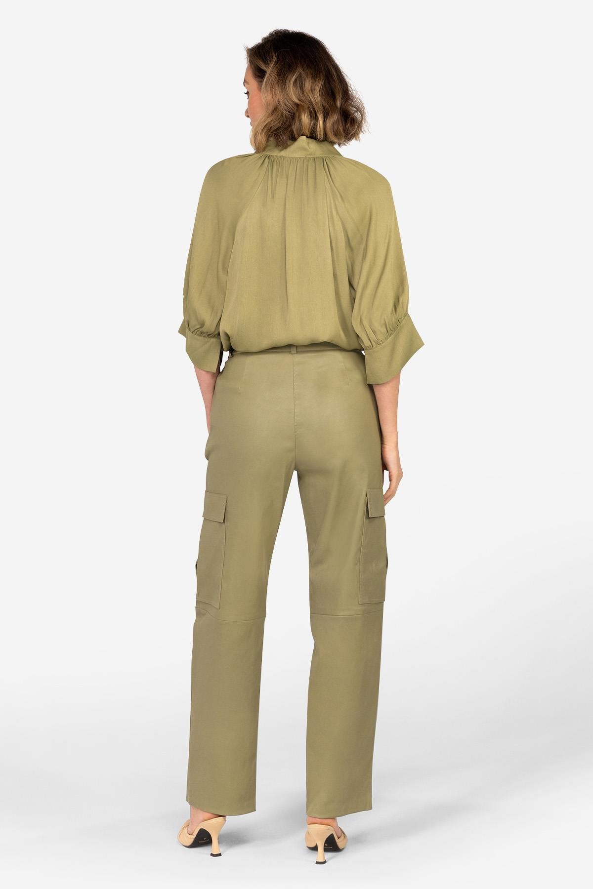 Moss green cargo-inspired leather pants - Image n°7