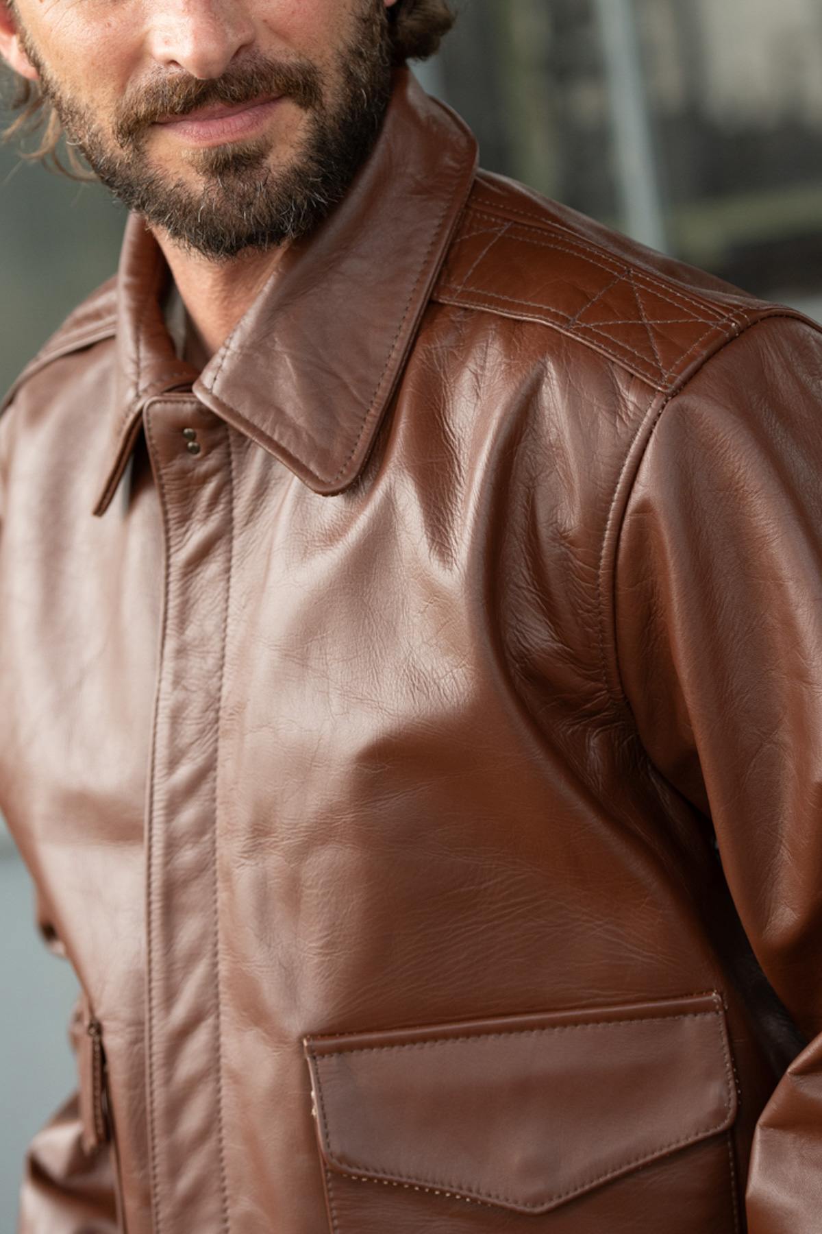 Authentic style brown leather bomber jacket - Image n°4