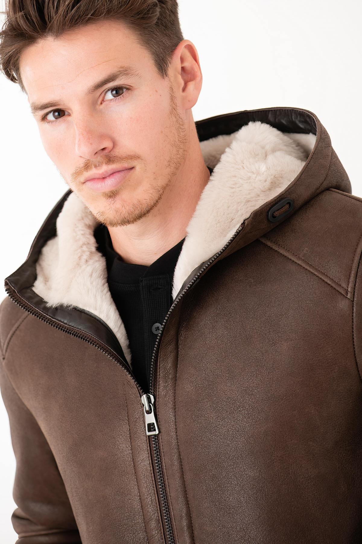 Elegant shearling coat - Image n°7