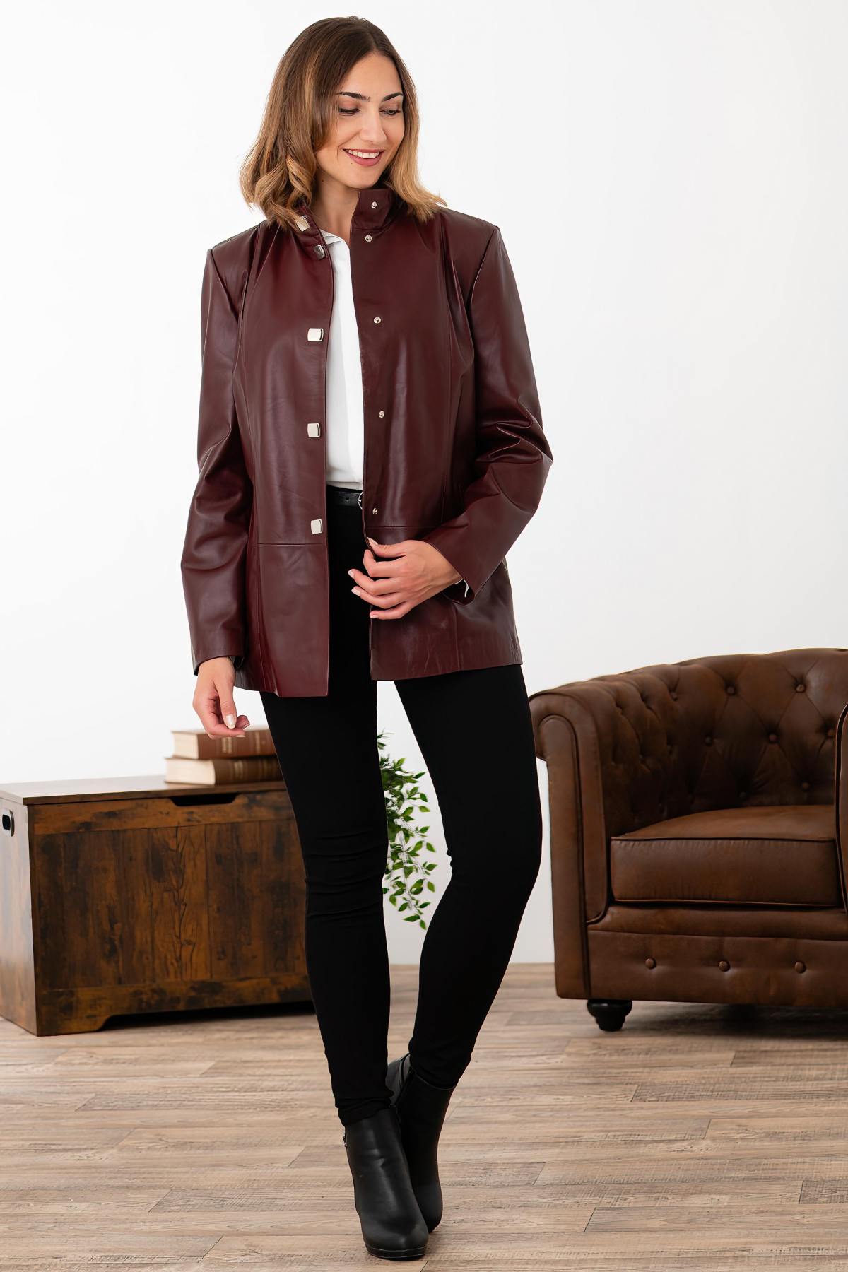 Elegant burgundy leather coats for women - Image n°2