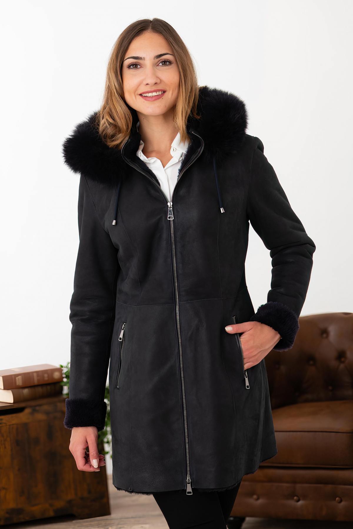 Hooded leather coat with fox fur - Image n°1