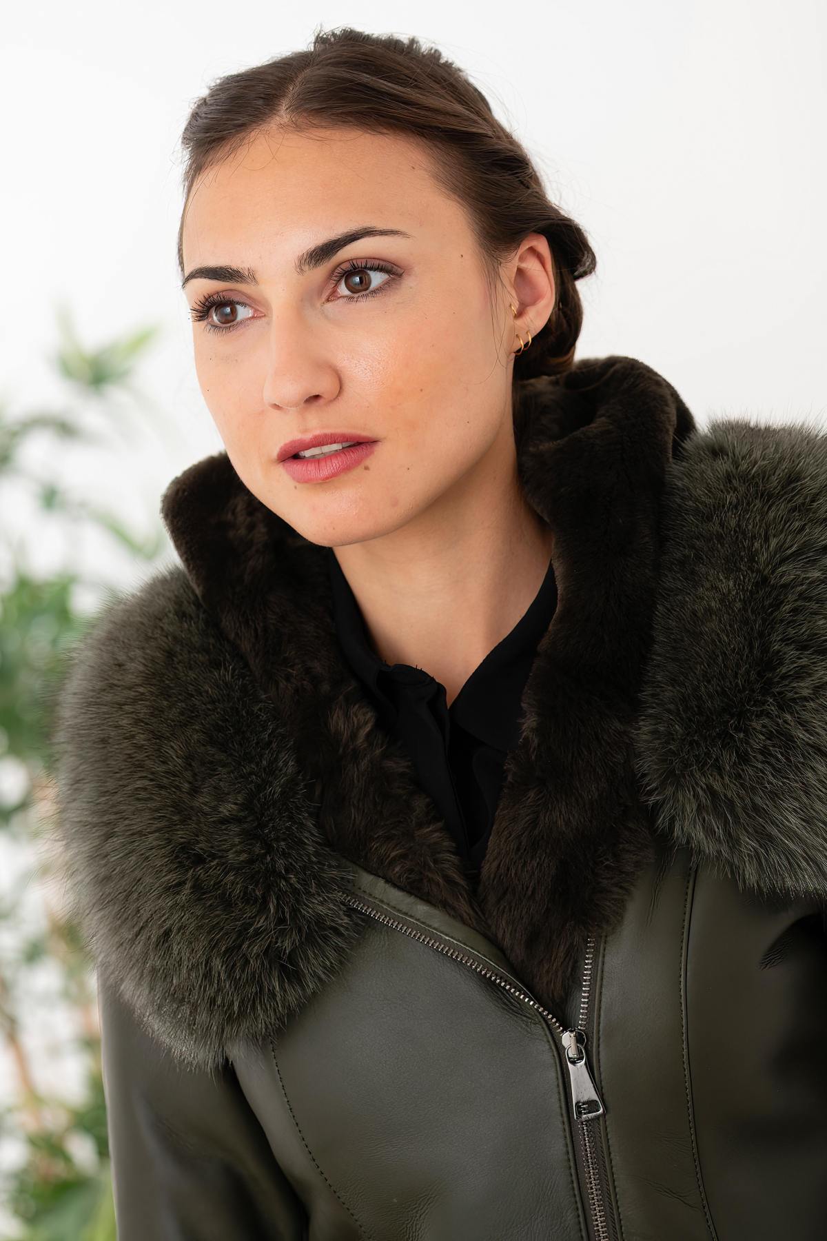 Khaki leather coats with fur hood - Image n°2