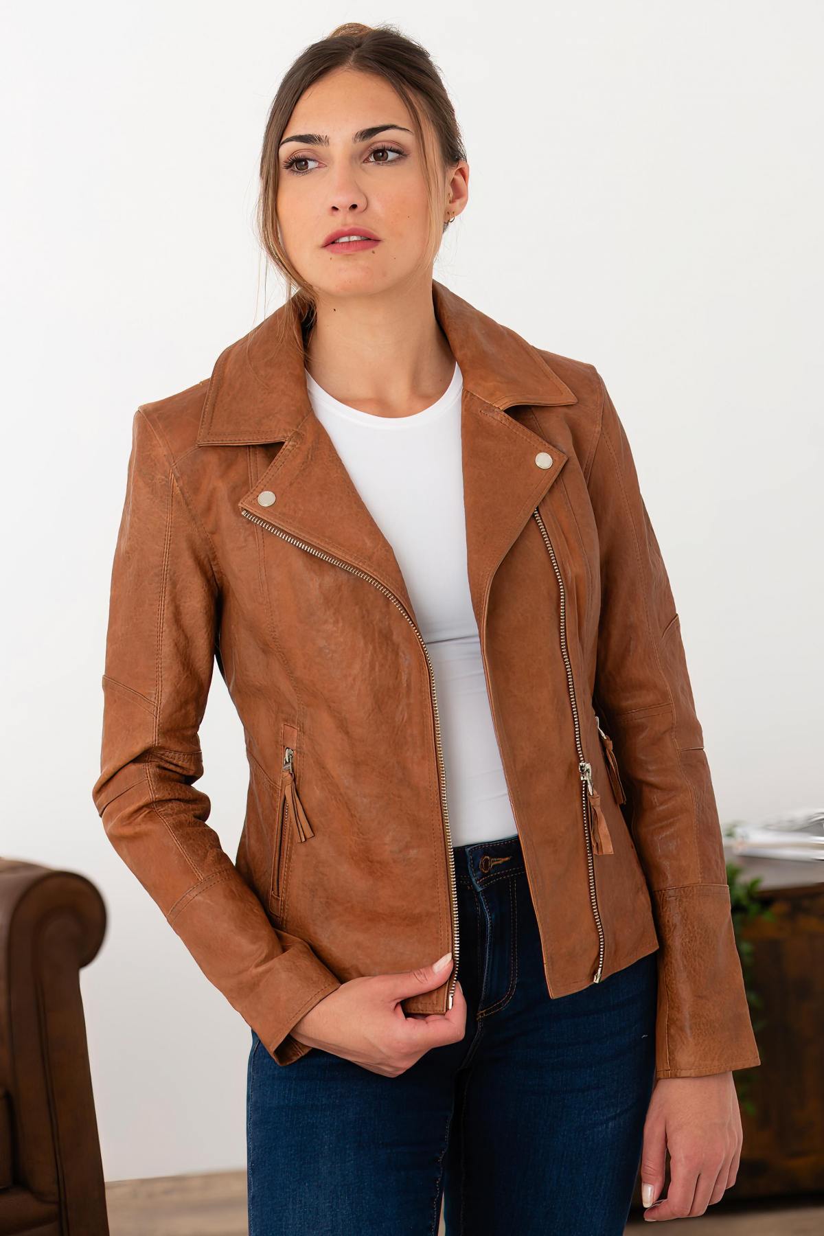 Tan-colored vegetable-tanned leather jacket with asymmetrical collar - Image n°7