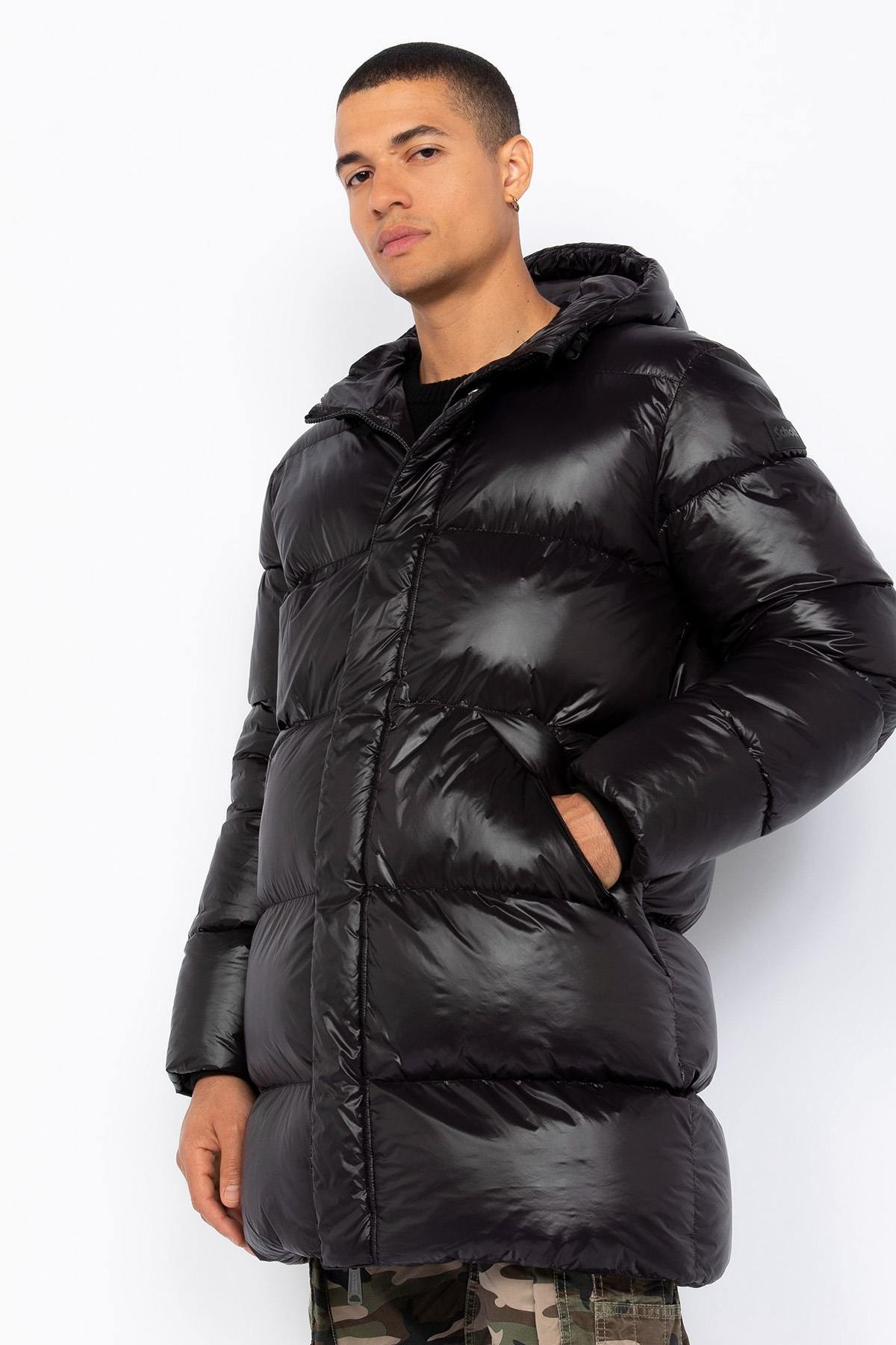 Black long quilted down jacket with hood - Image n°3