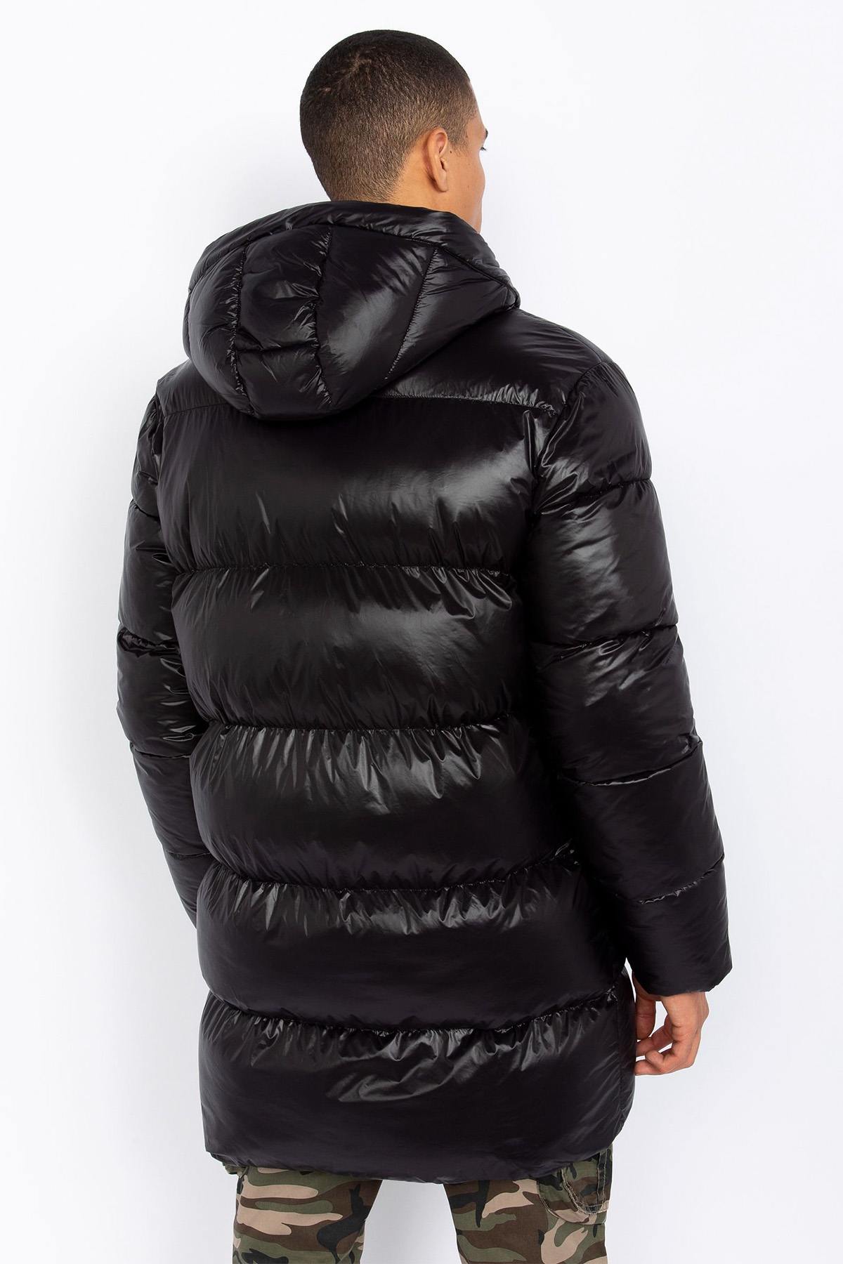 Black long quilted down jacket with hood - Image n°5