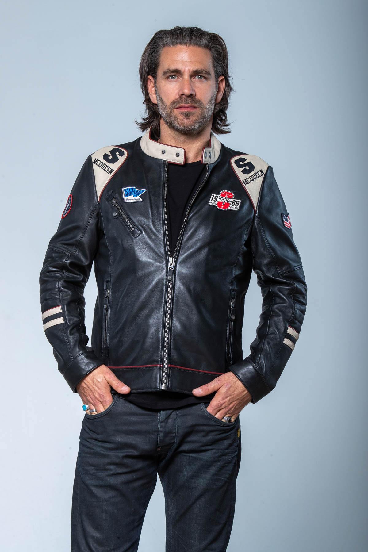 McQueen 1970 black leather racing jacket - Image n°2