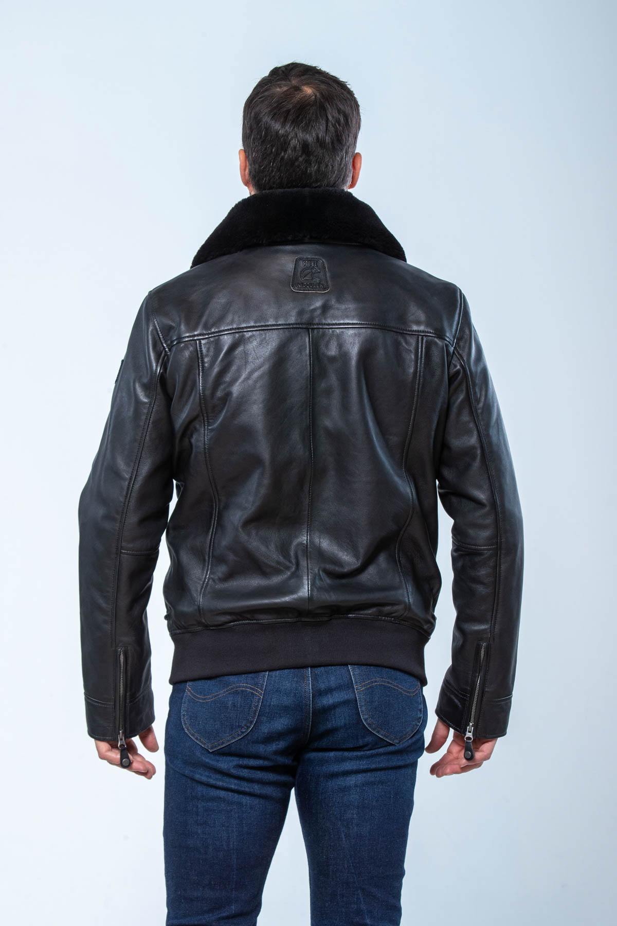 Steve McQueen black leather jacket with fur collar - Image n°3