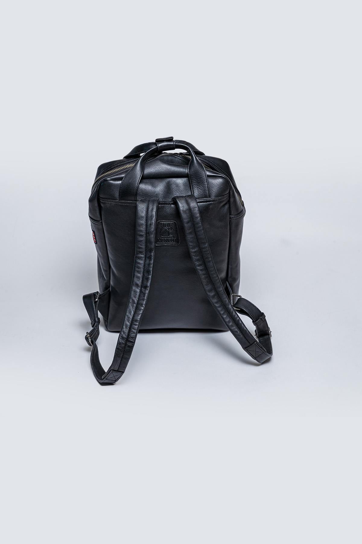 Steve McQueen backpack in black sheepskin leather - Image n°3