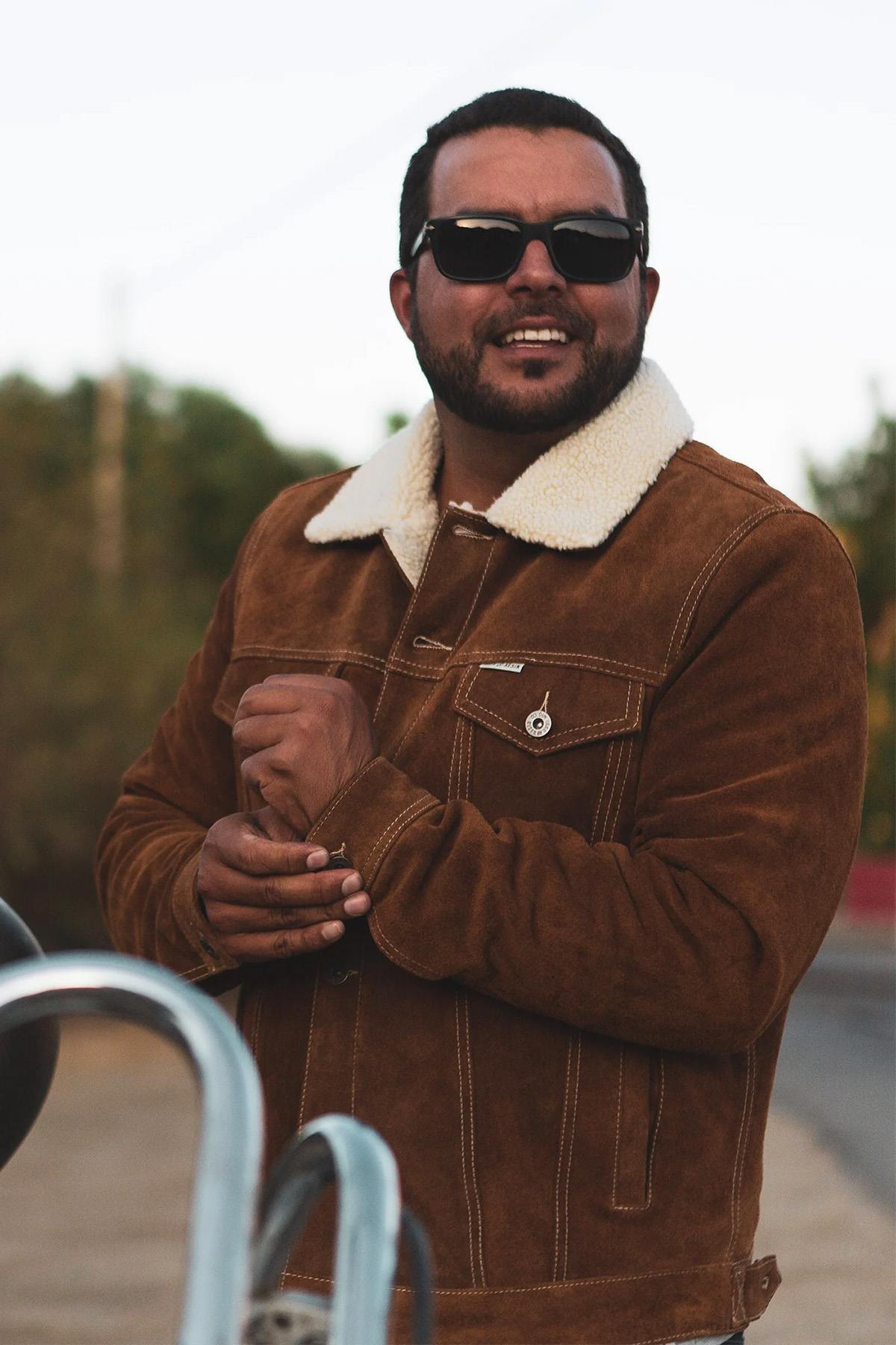 Cognac suede leather jacket with sherpa fleece lining - Image n°2