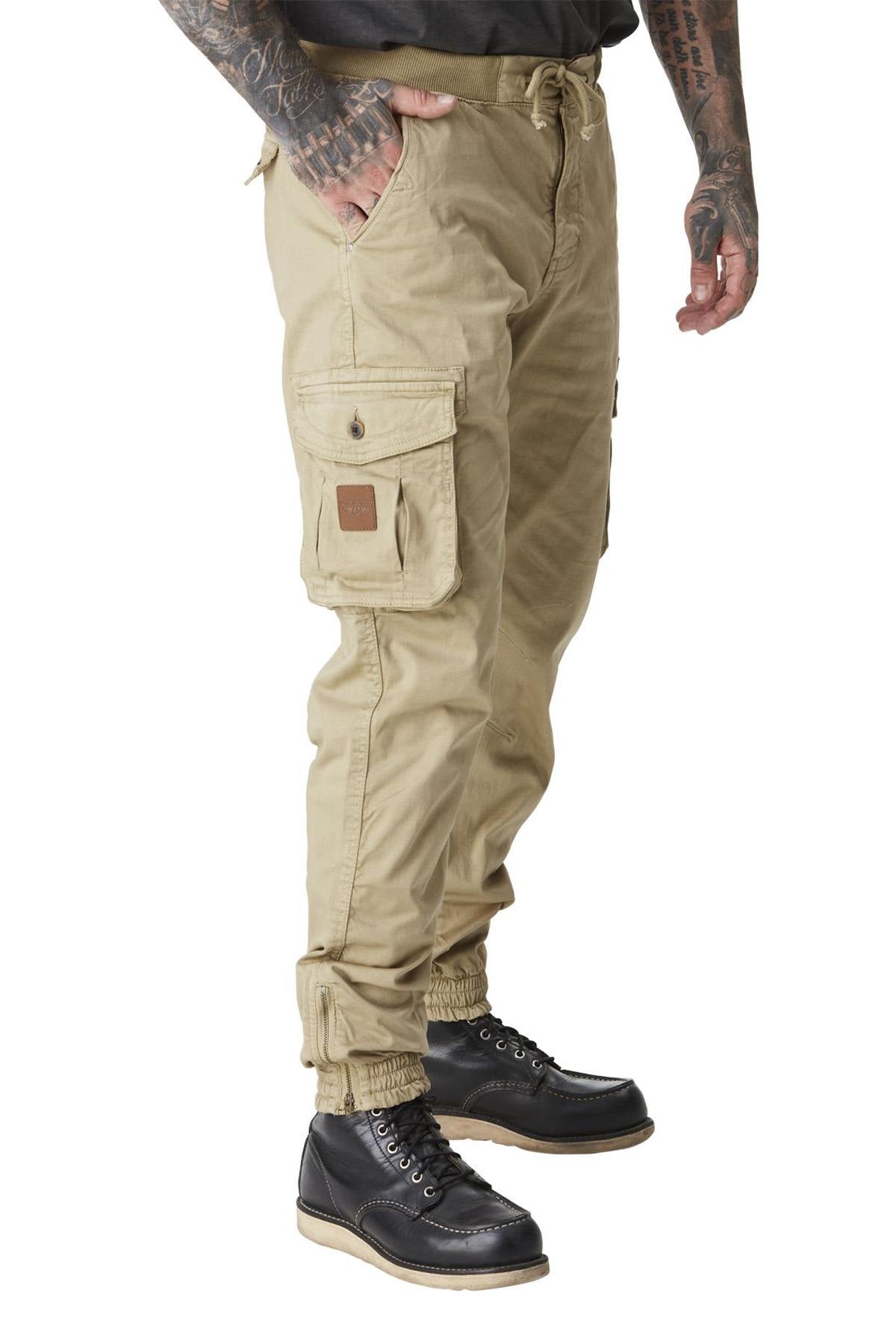 Men's beige cargo pants - Image n°5