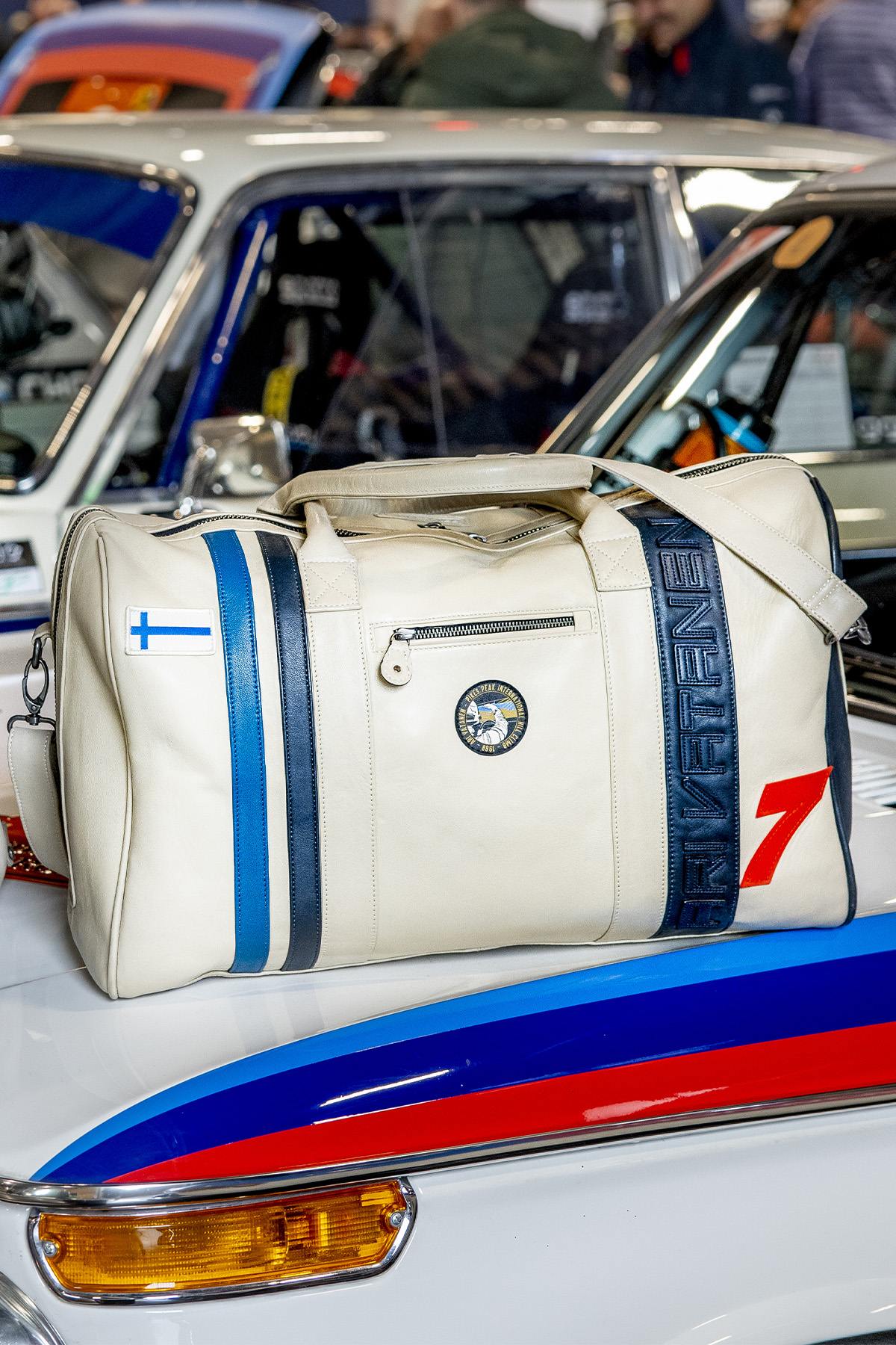 Ari Vatanen ecru racing leather travel bag - Image n°1