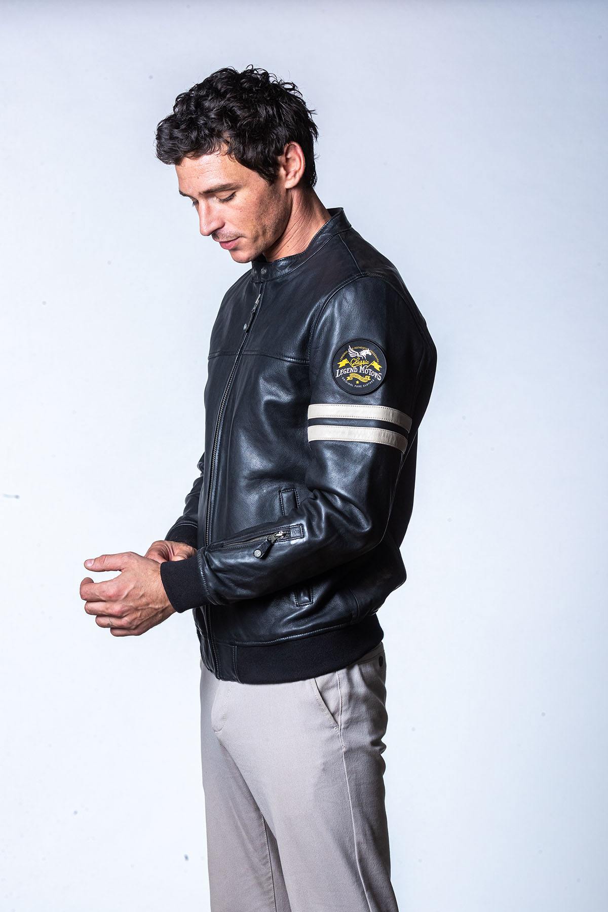 Racing leather jacket with interchangeable patch - Image n°5