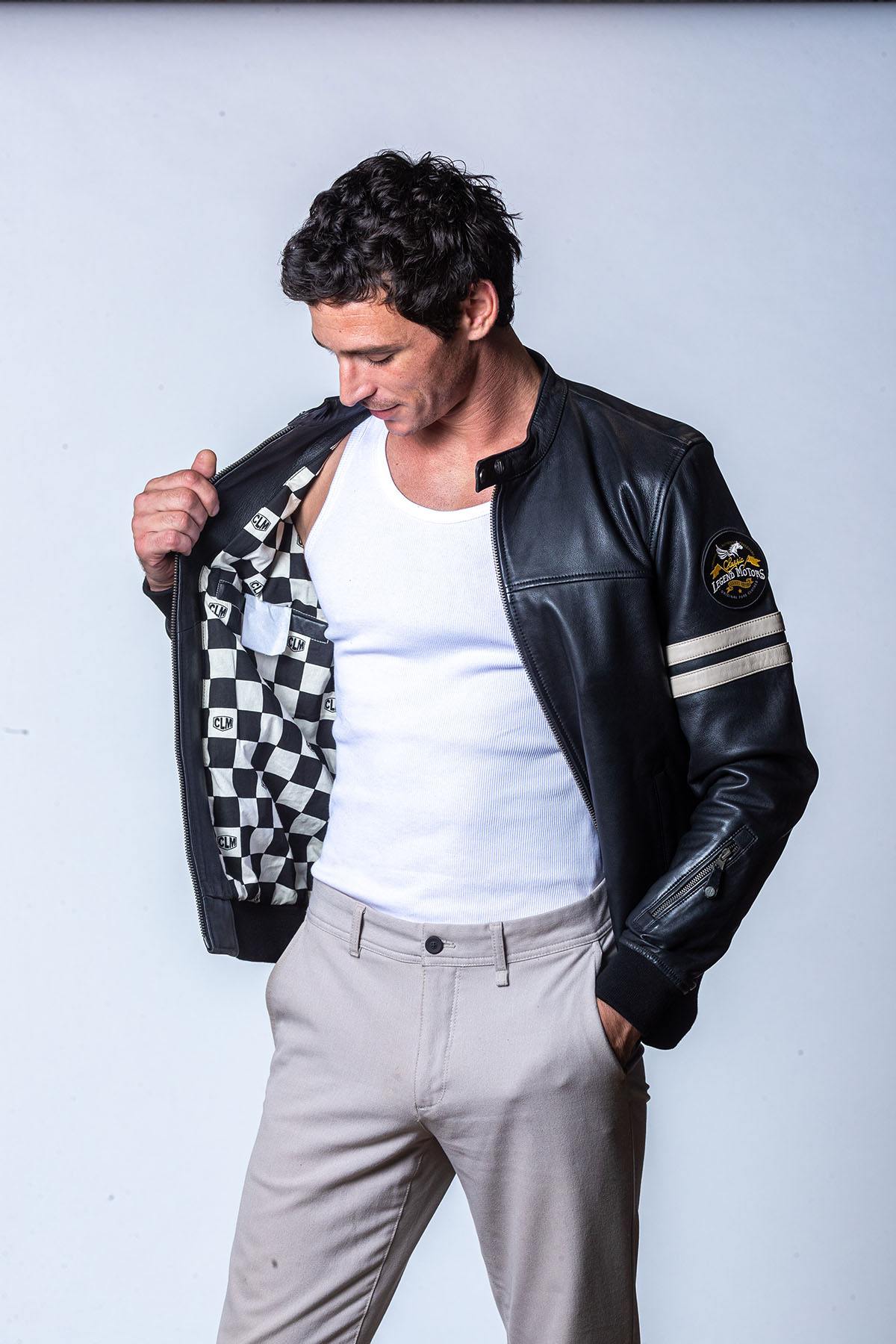 Racing leather jacket with interchangeable patch - Image n°2