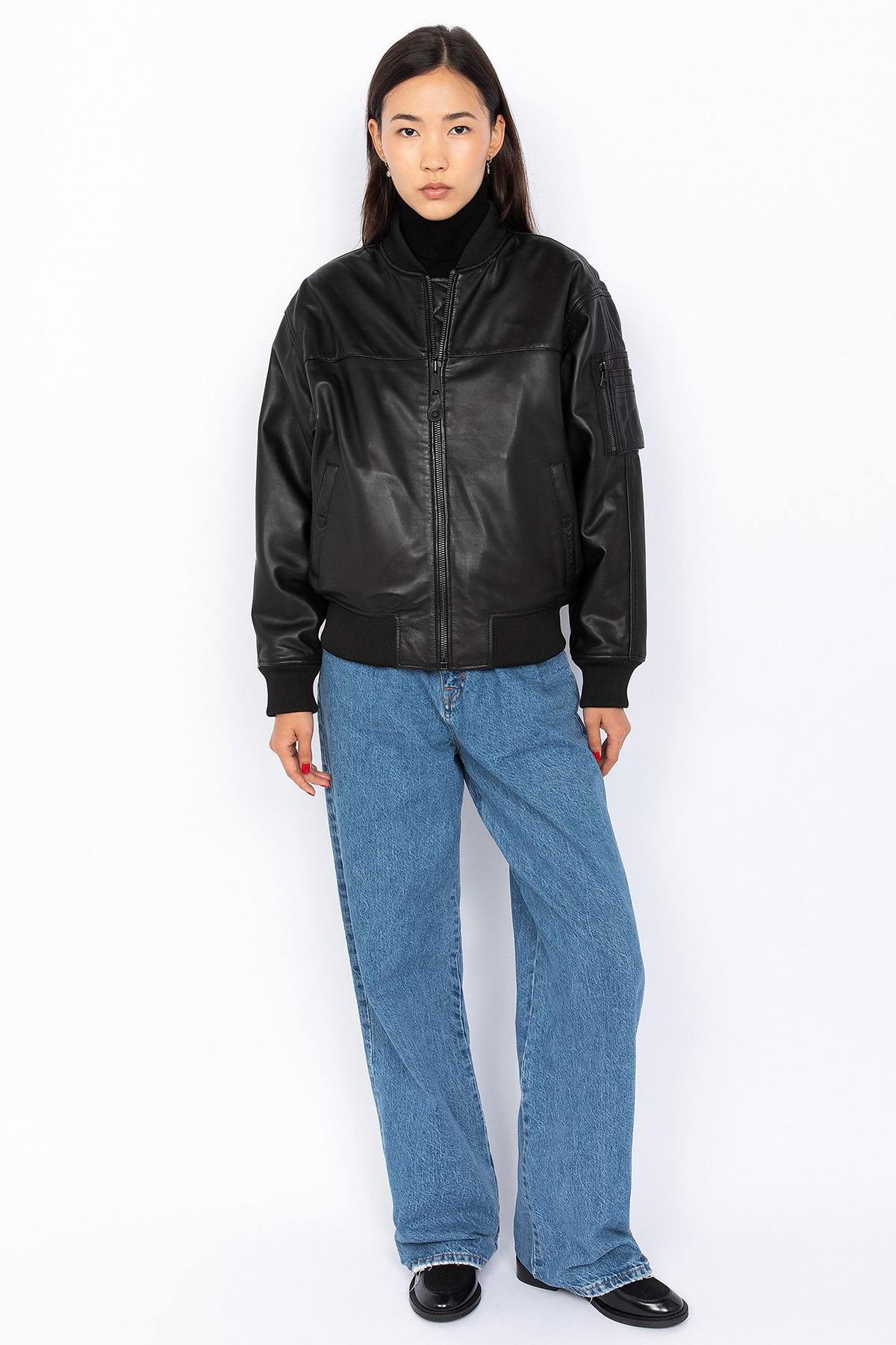 Loose fit black leather bomber jacket - Image n°7