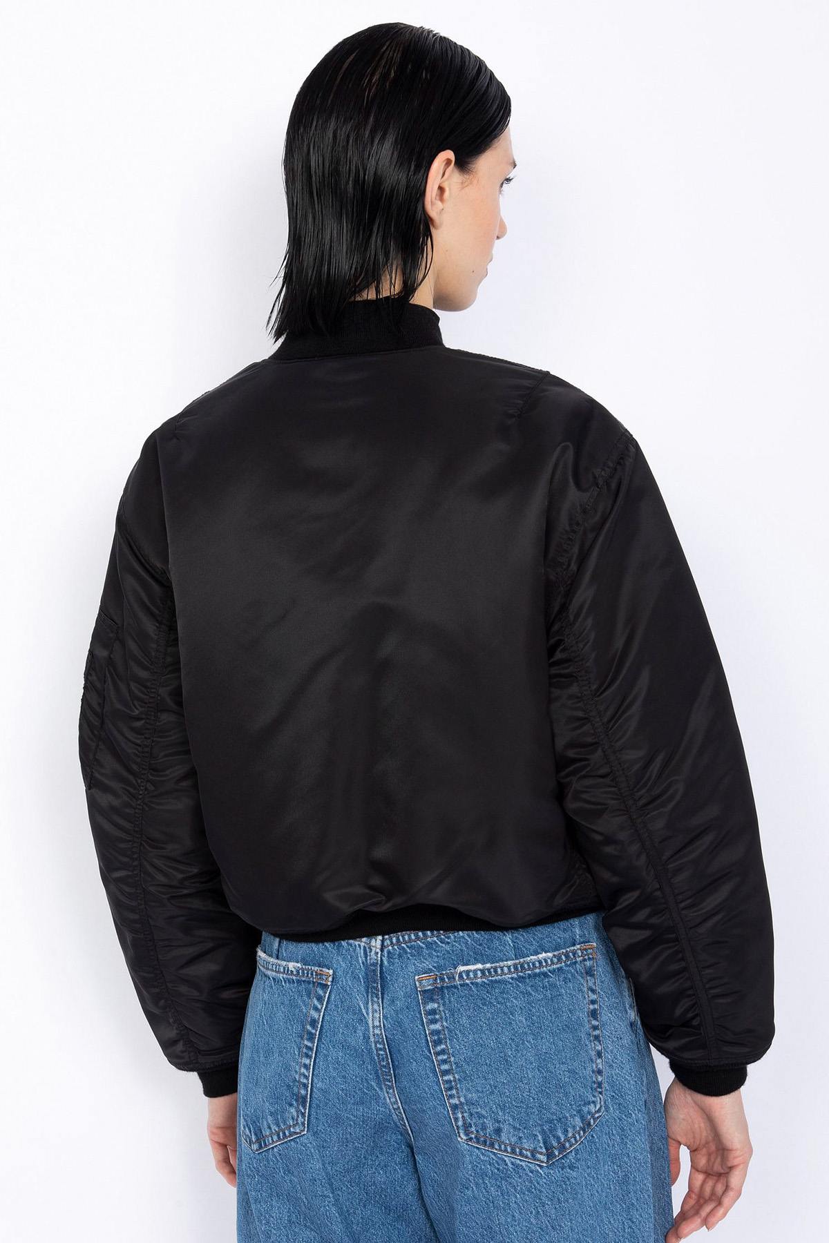 Black bomber jacket in recycled nylon, 90's cut - Image n°2