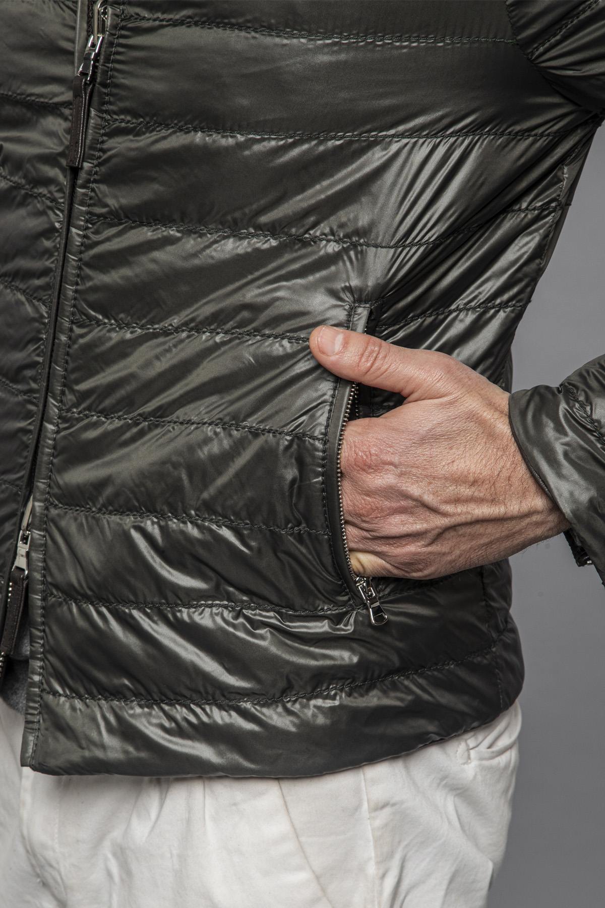 Reversible biker collar leather jacket with quilted lining - Image n°11