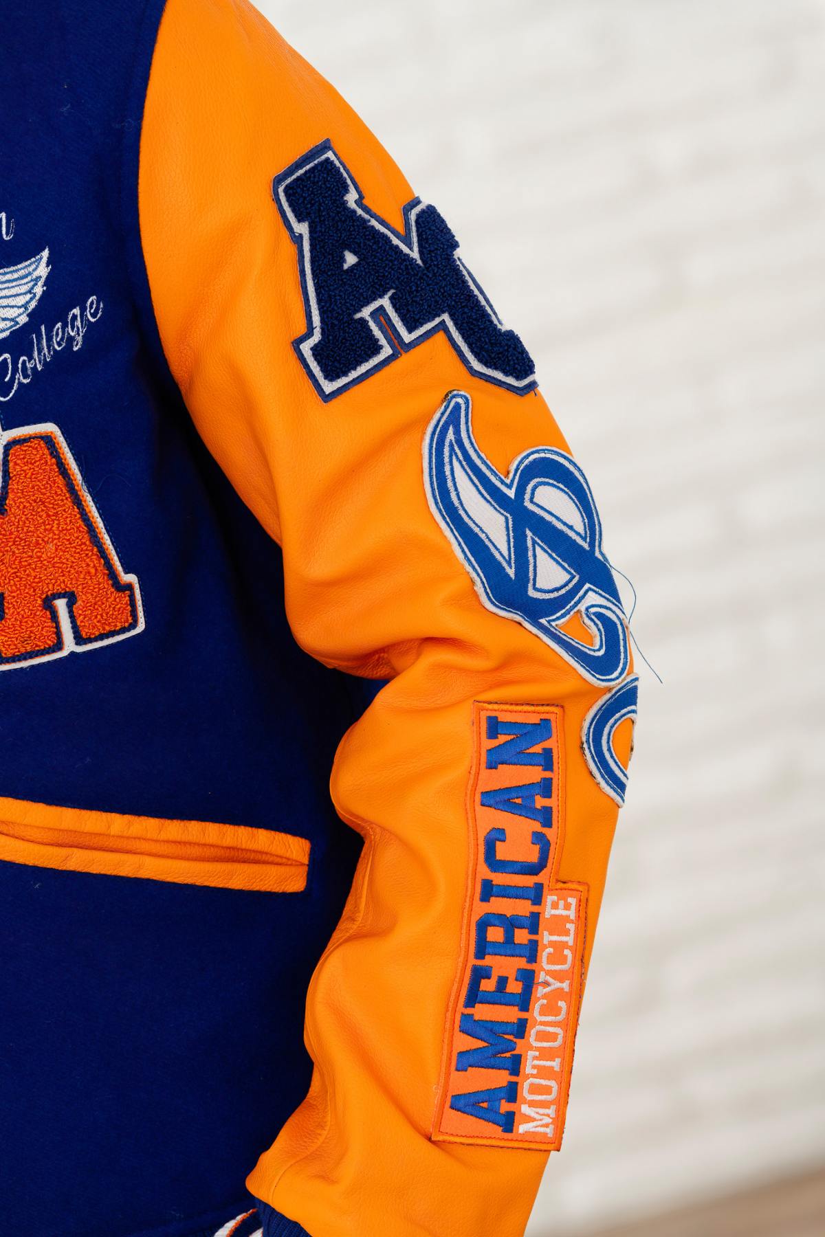 American style blue and orange varsity teddy - Image n°10