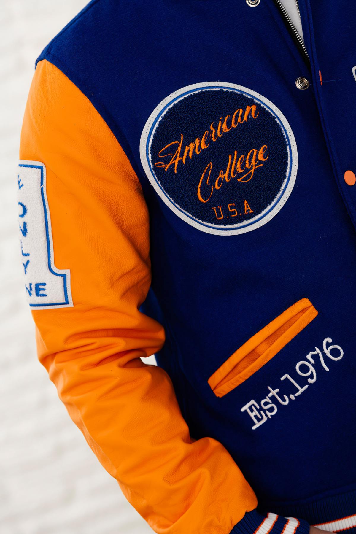 American style blue and orange varsity teddy - Image n°5