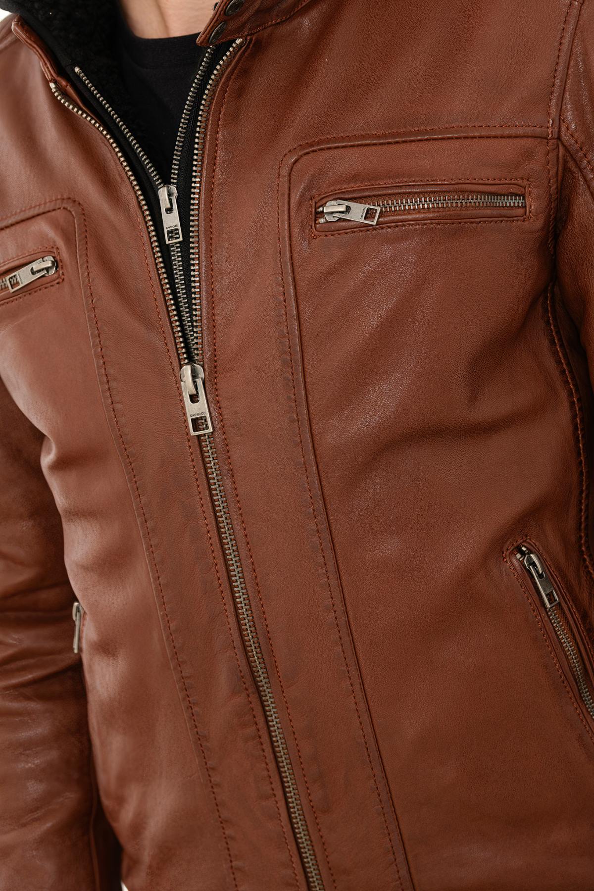 Port-colored leather jacket with removable hood - Image n°4