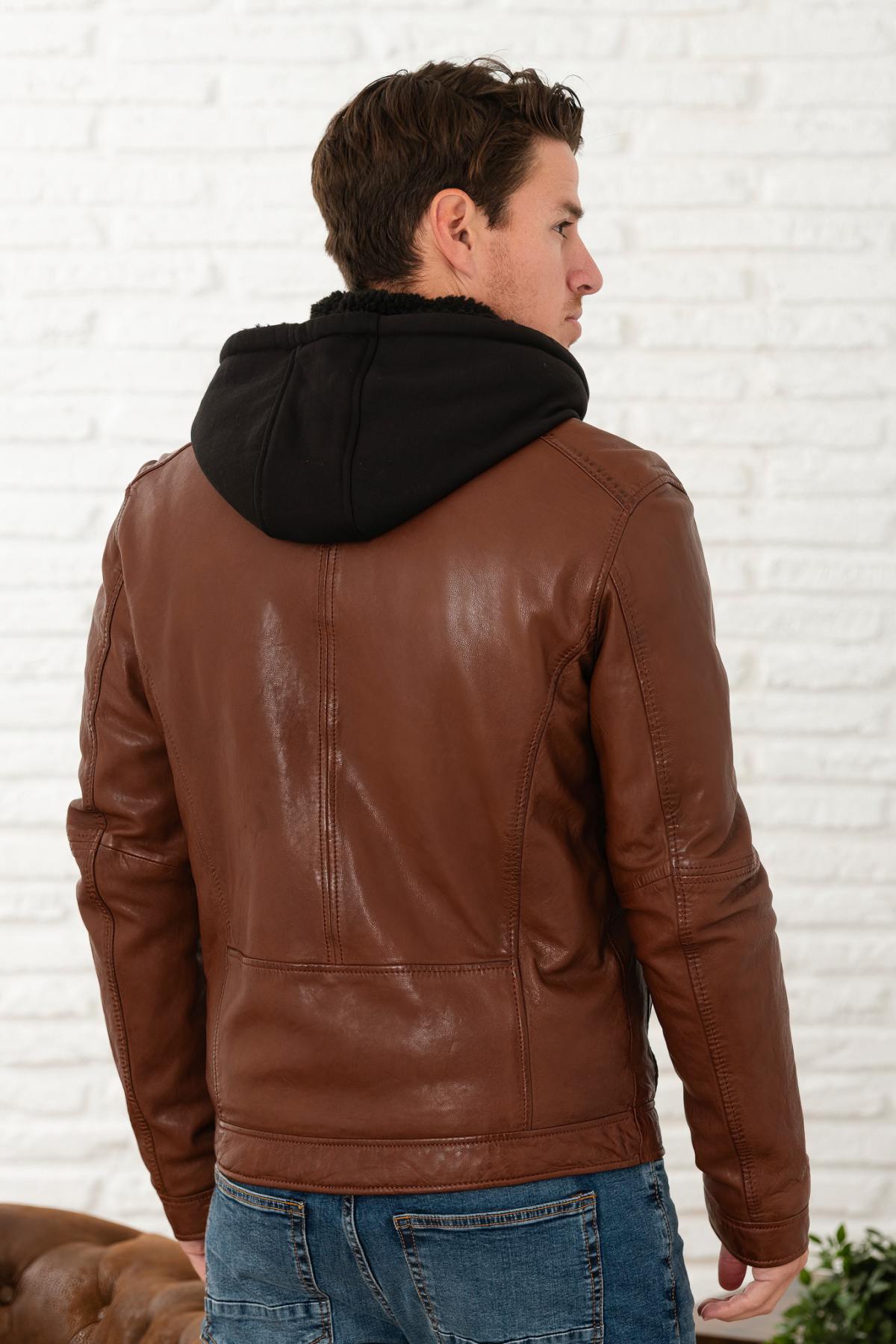 Port-colored leather jacket with removable hood - Image n°3