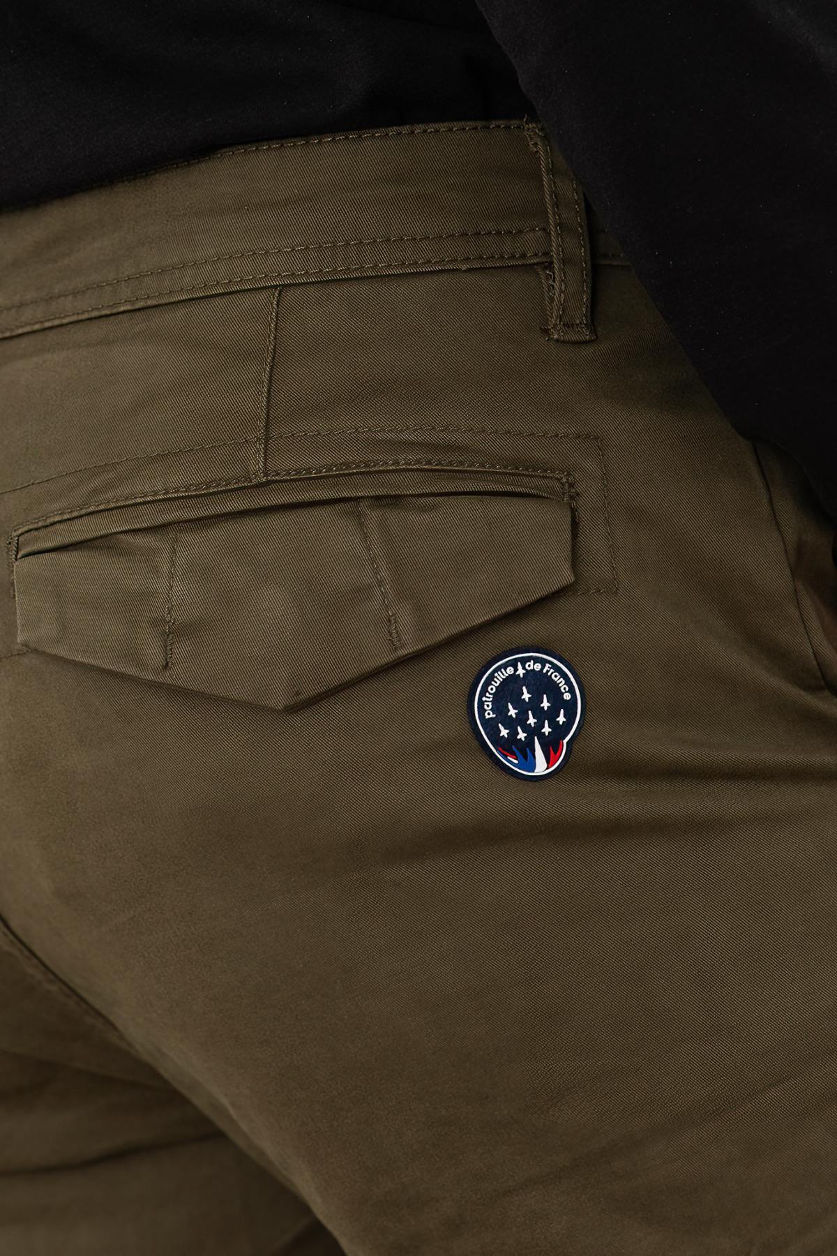 Khaki cotton cargo pants with patches - Image n°4