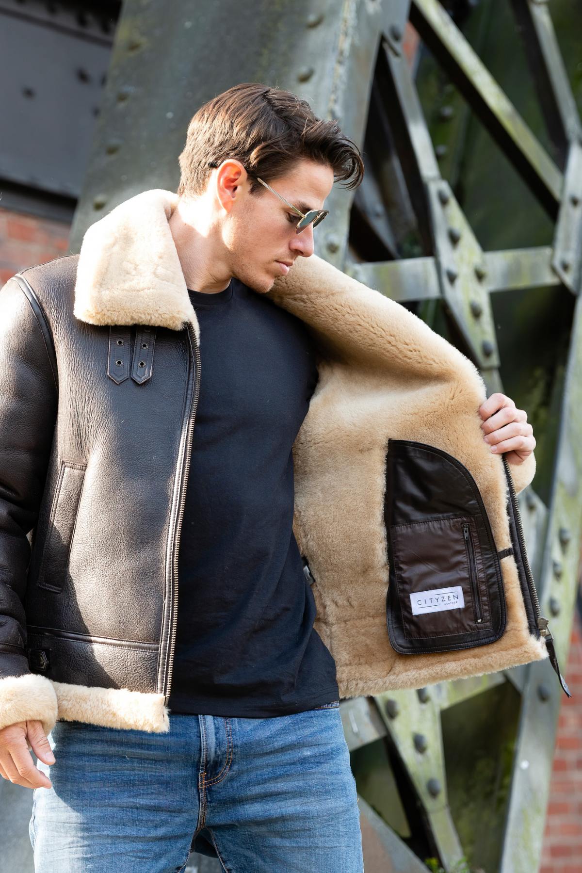 Brown and beige shearling bomber jacket - Image n°4