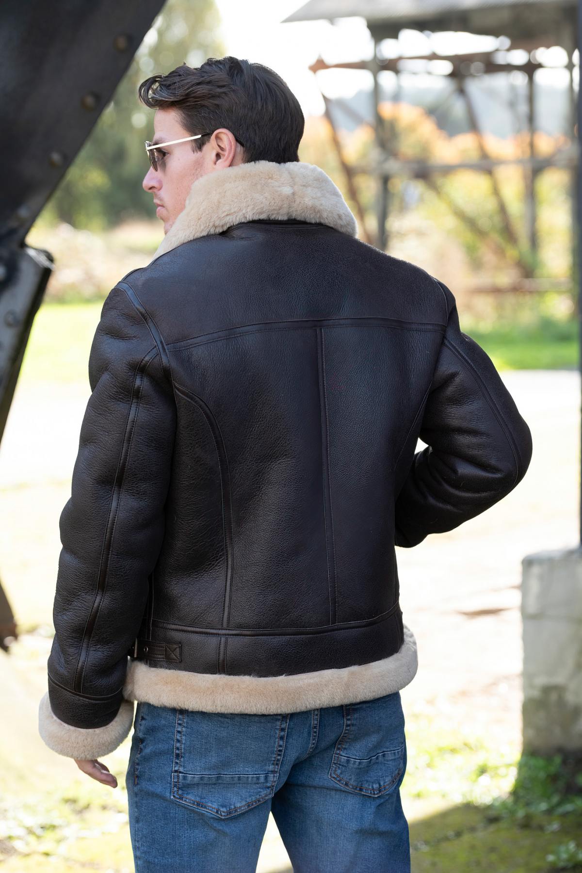 Brown and beige shearling bomber jacket - Image n°3