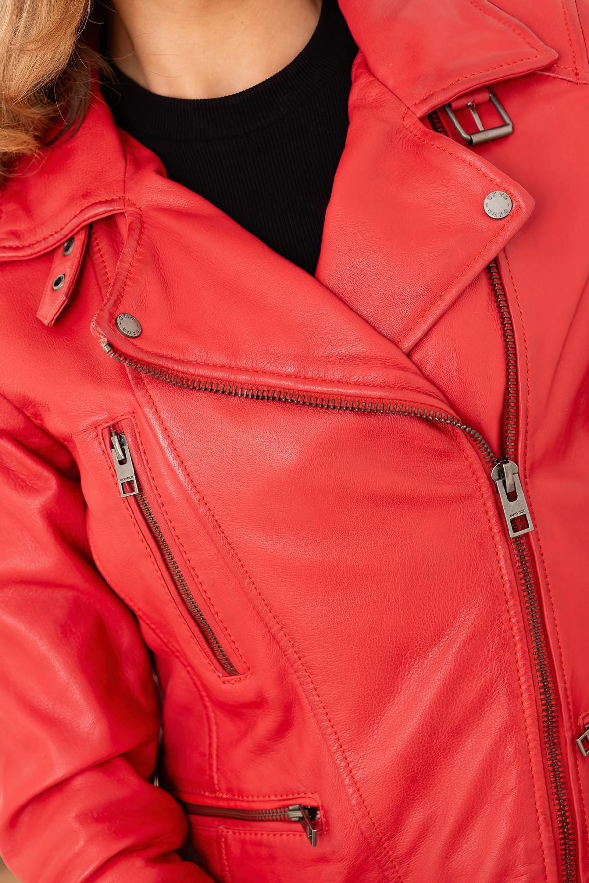 Women's Fire Red Leather Jacket with Asymmetrical Collar - Image n°2