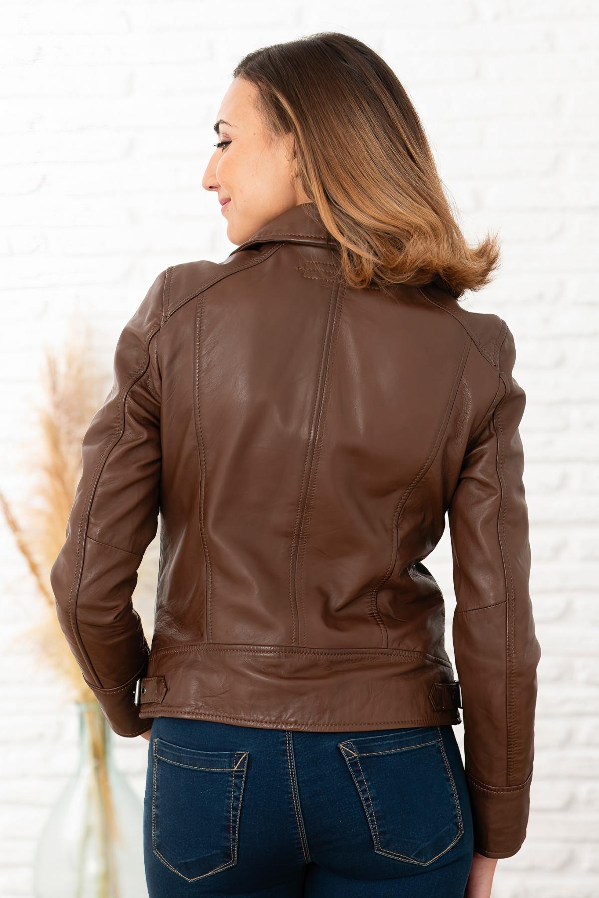 Tobacco-colored leather jacket with asymmetrical collar - Image n°6