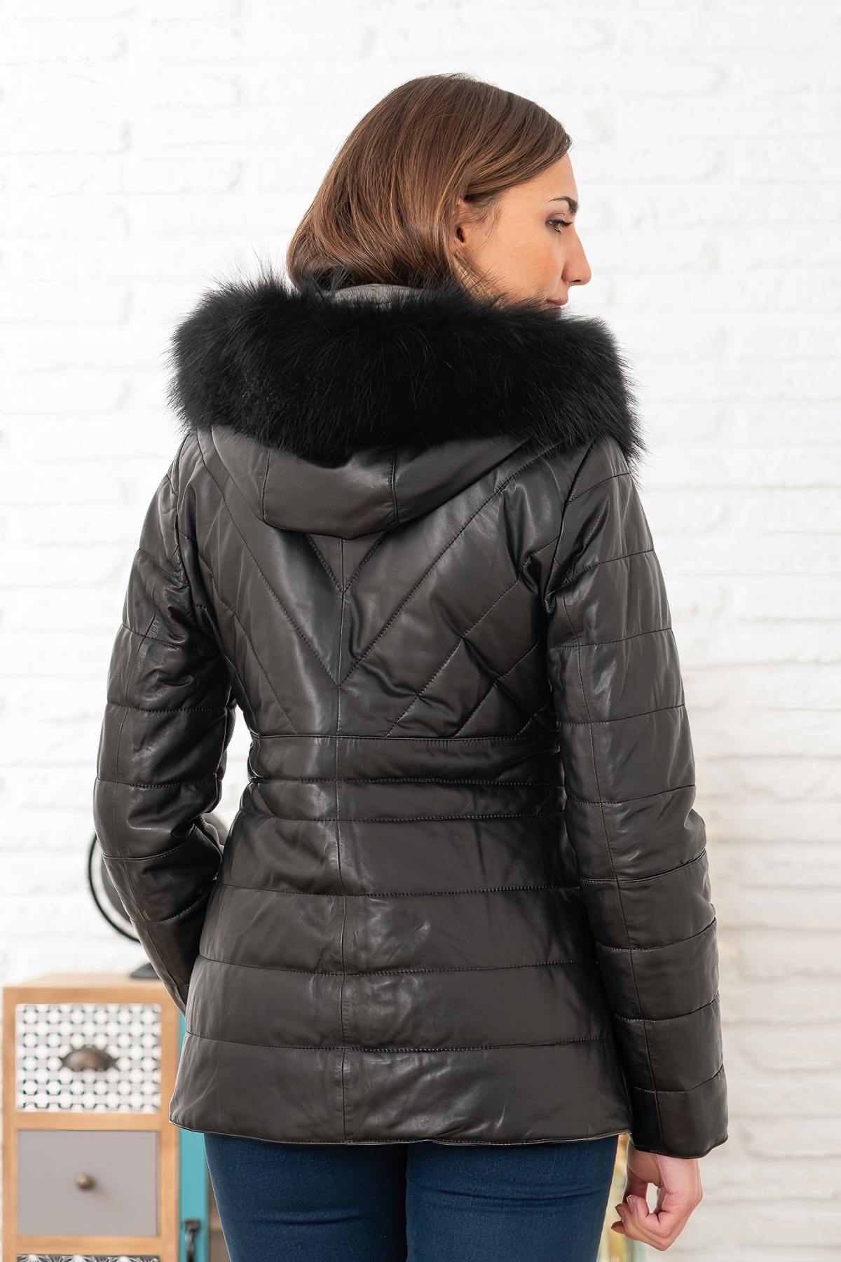 Chic leather down jacket with real fur hood - Image n°3