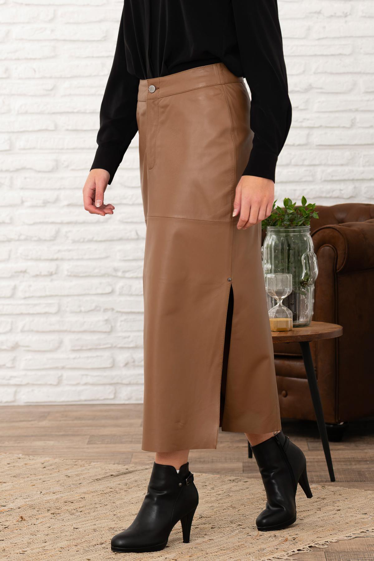 Long coffee-colored leather skirt - Image n°2