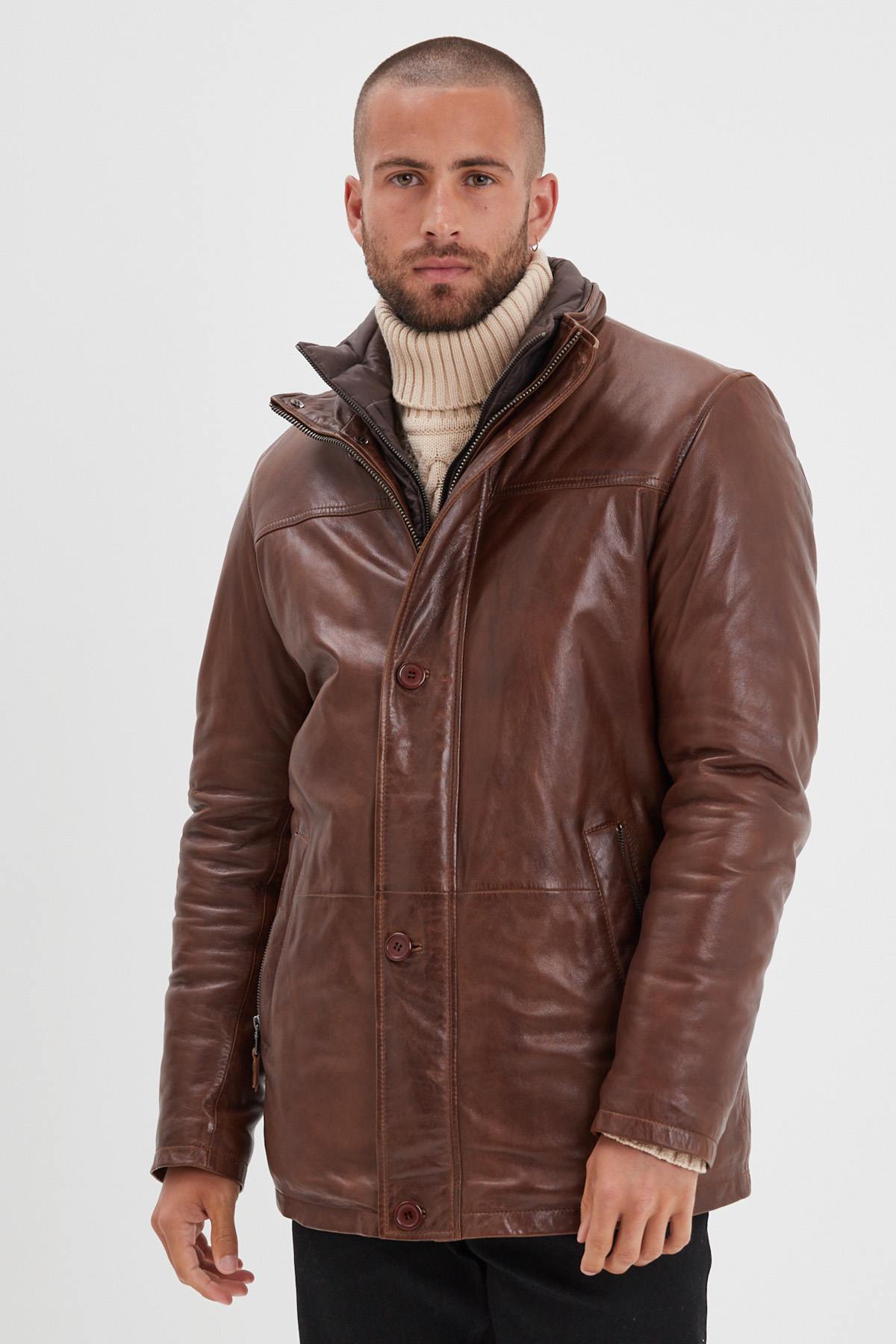 Mid-length bison-colored leather jacket with quilted facing - Image n°2