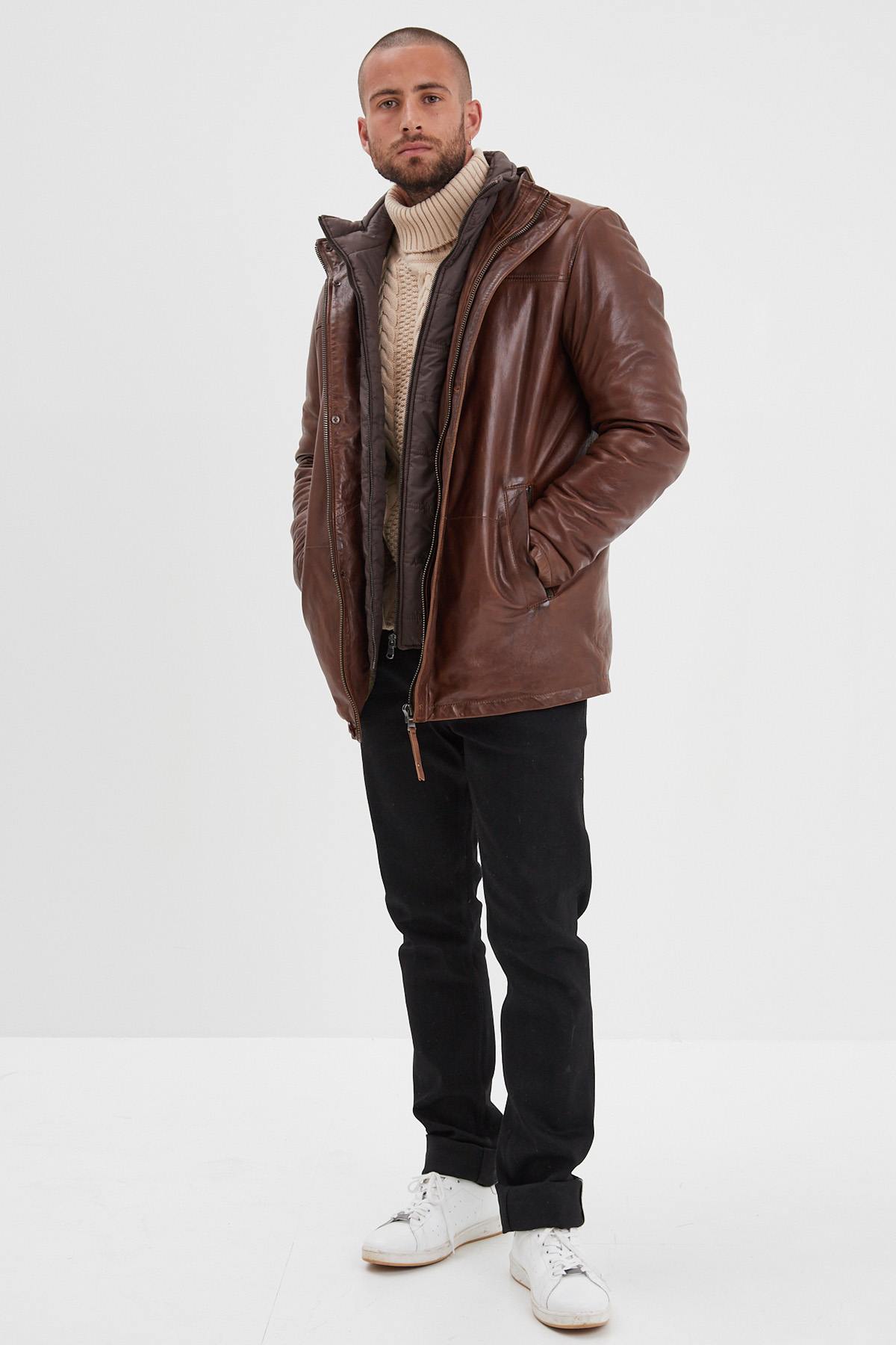 Mid-length bison-colored leather jacket with quilted facing - Image n°4