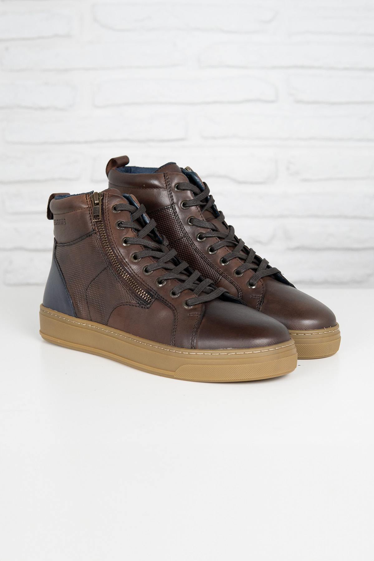 Chestnut and navy leather high-top sneakers - Image n°1