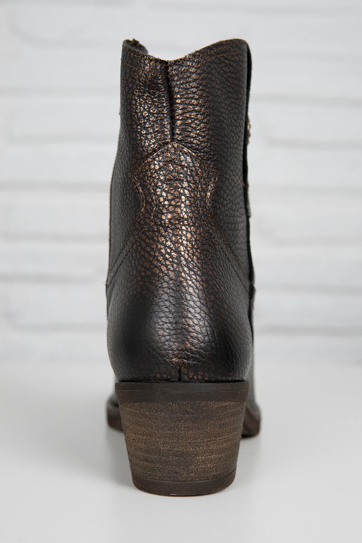 Chocolate colored leather ankle boots - Image n°7