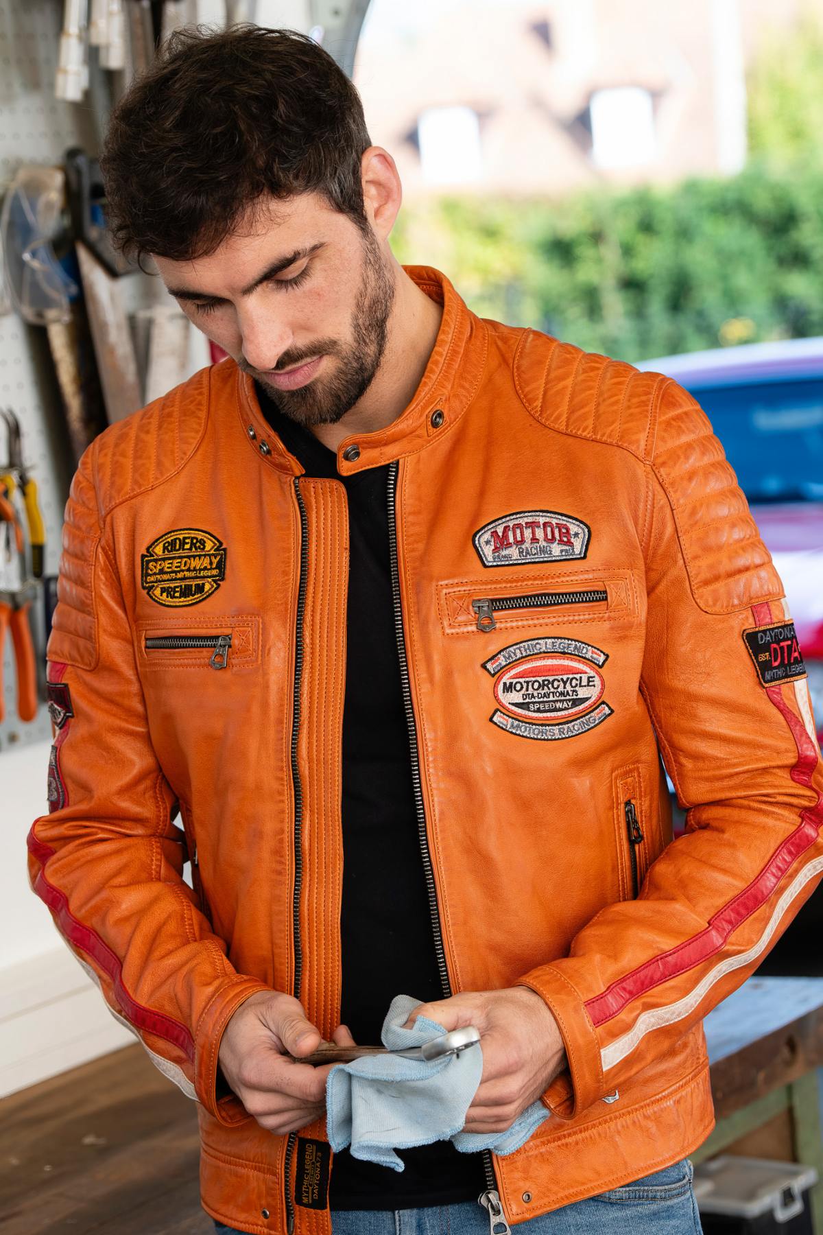 Vintage orange racing leather jacket - Image n°4