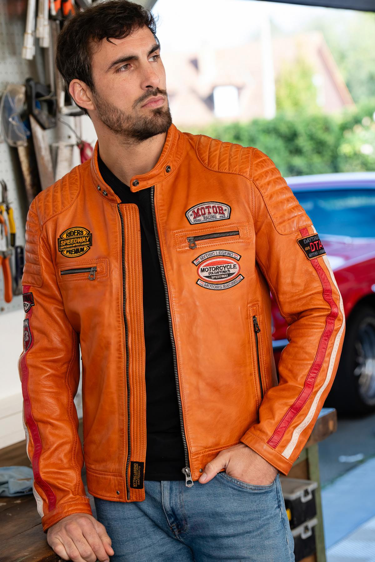 Vintage orange racing leather jacket - Image n°1