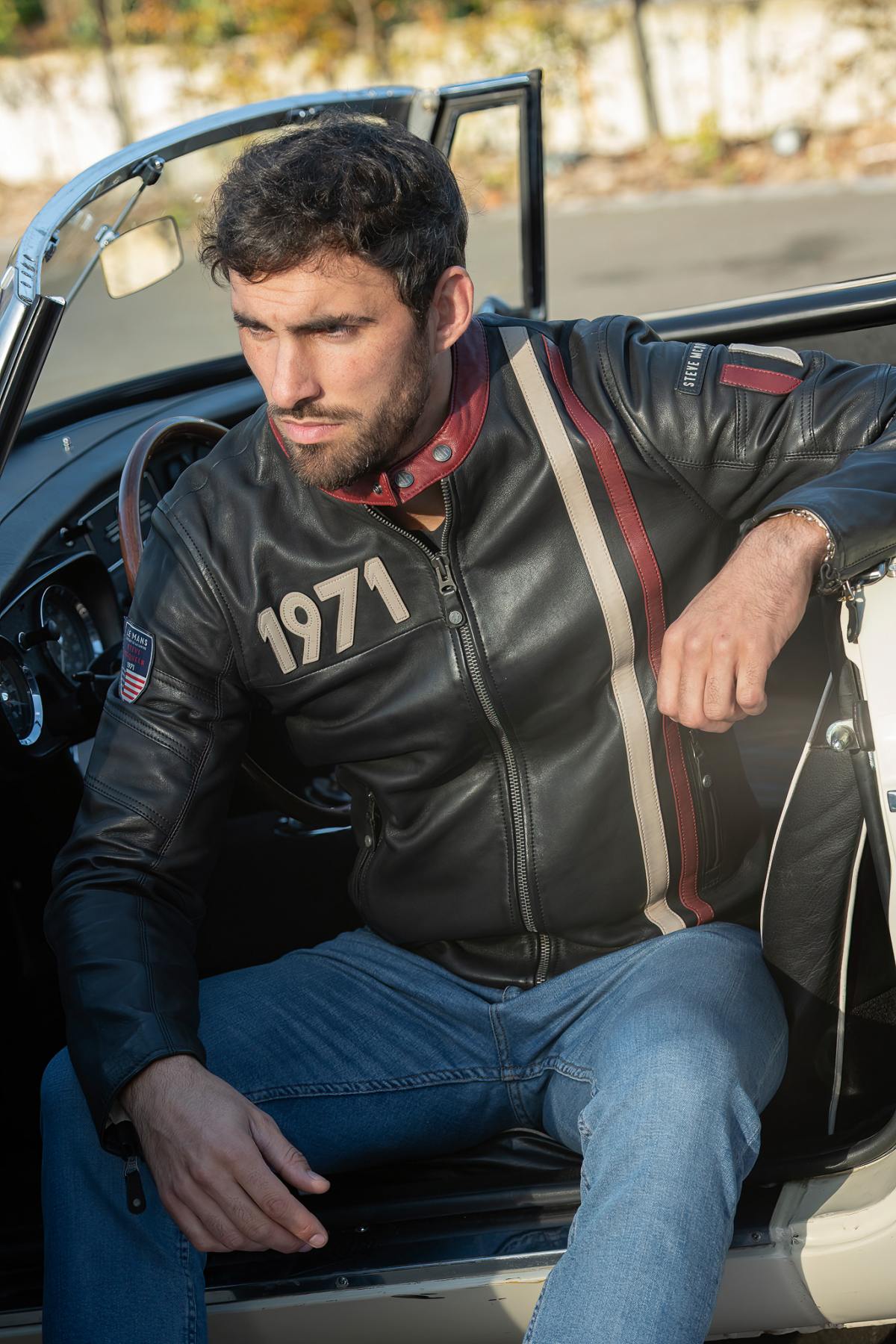 Steve McQueen black racing jacket - Image n°1