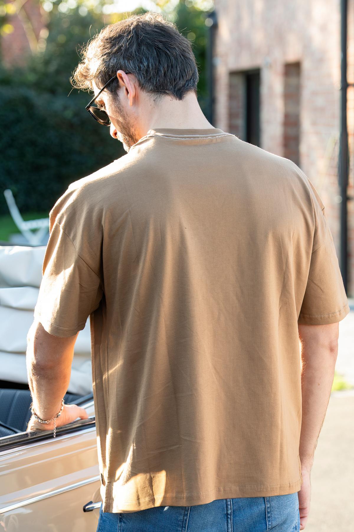 Tobacco colored t-shirt with Steve McQueen embroidery - Image n°3